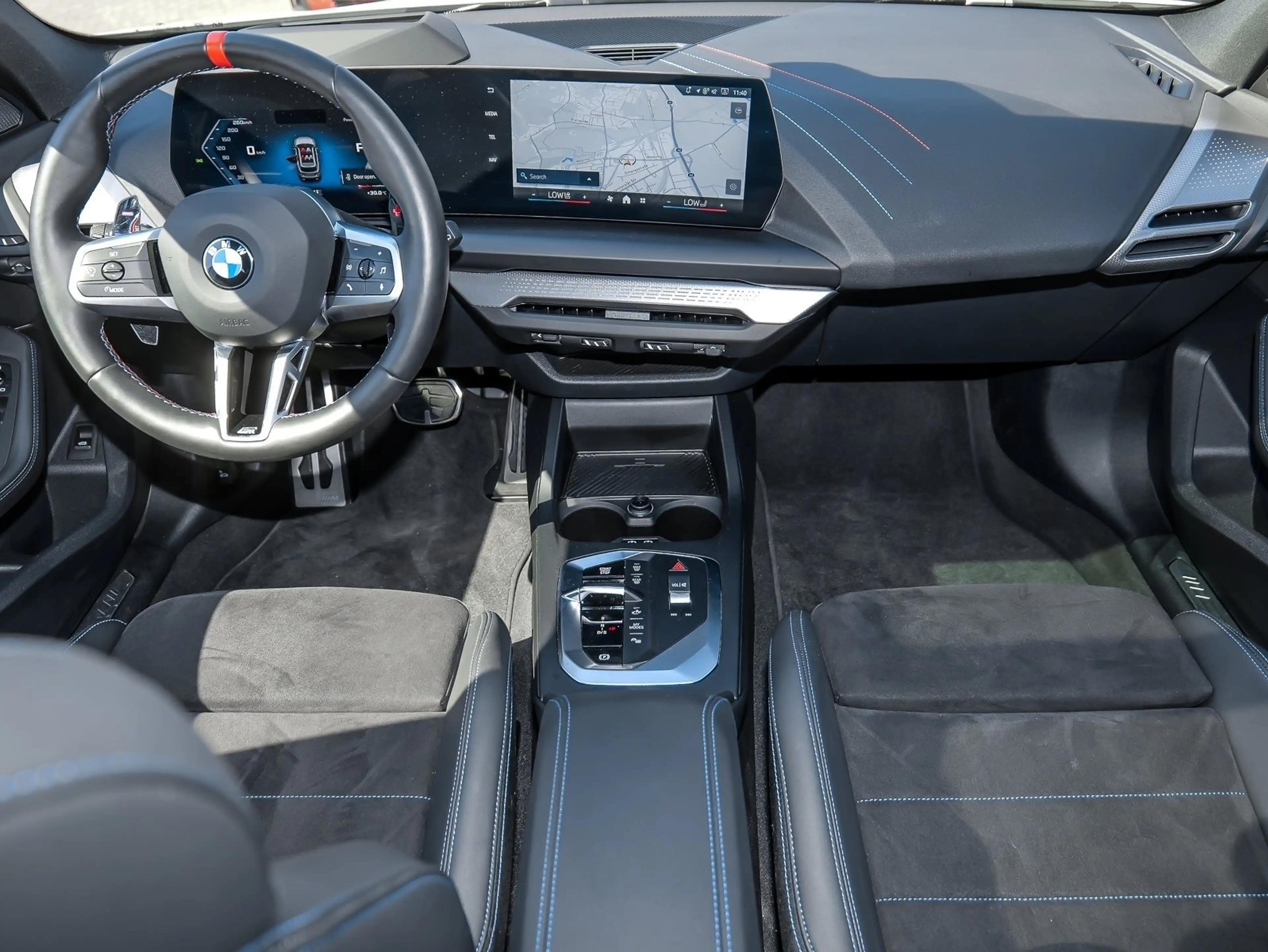 BMW 135 M135 xDrive M Sport AHK Pano H/K DA Prof PA+ HuD — photo 3