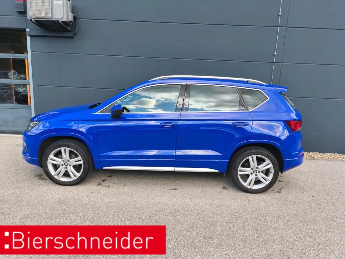 SEAT Ateca 1.5 TSI FR AHK NAVI KAMERA BEATS Blau - 2