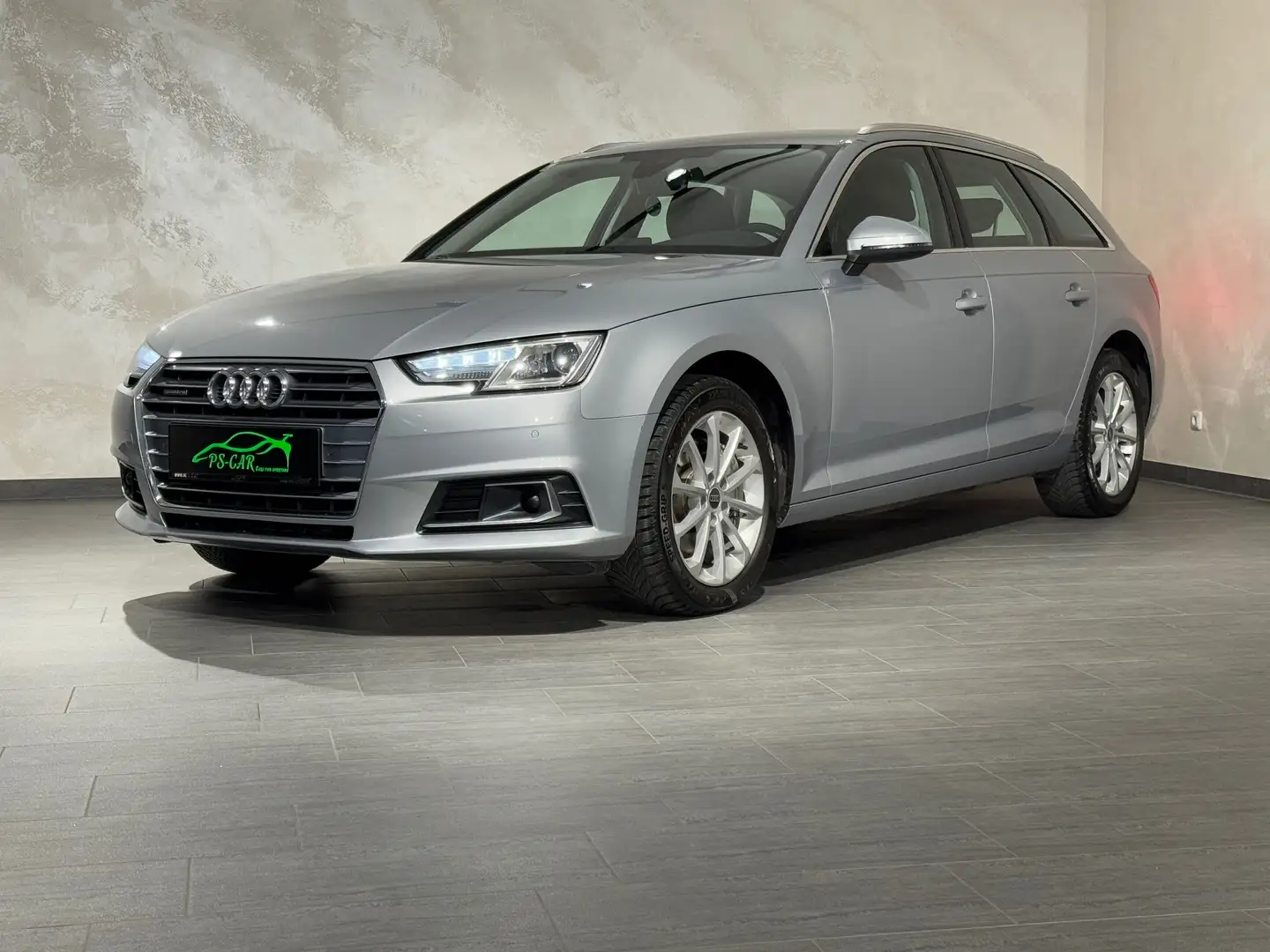 Audi A4 Quattro Sport**AHK**NAVI** Grau - 2