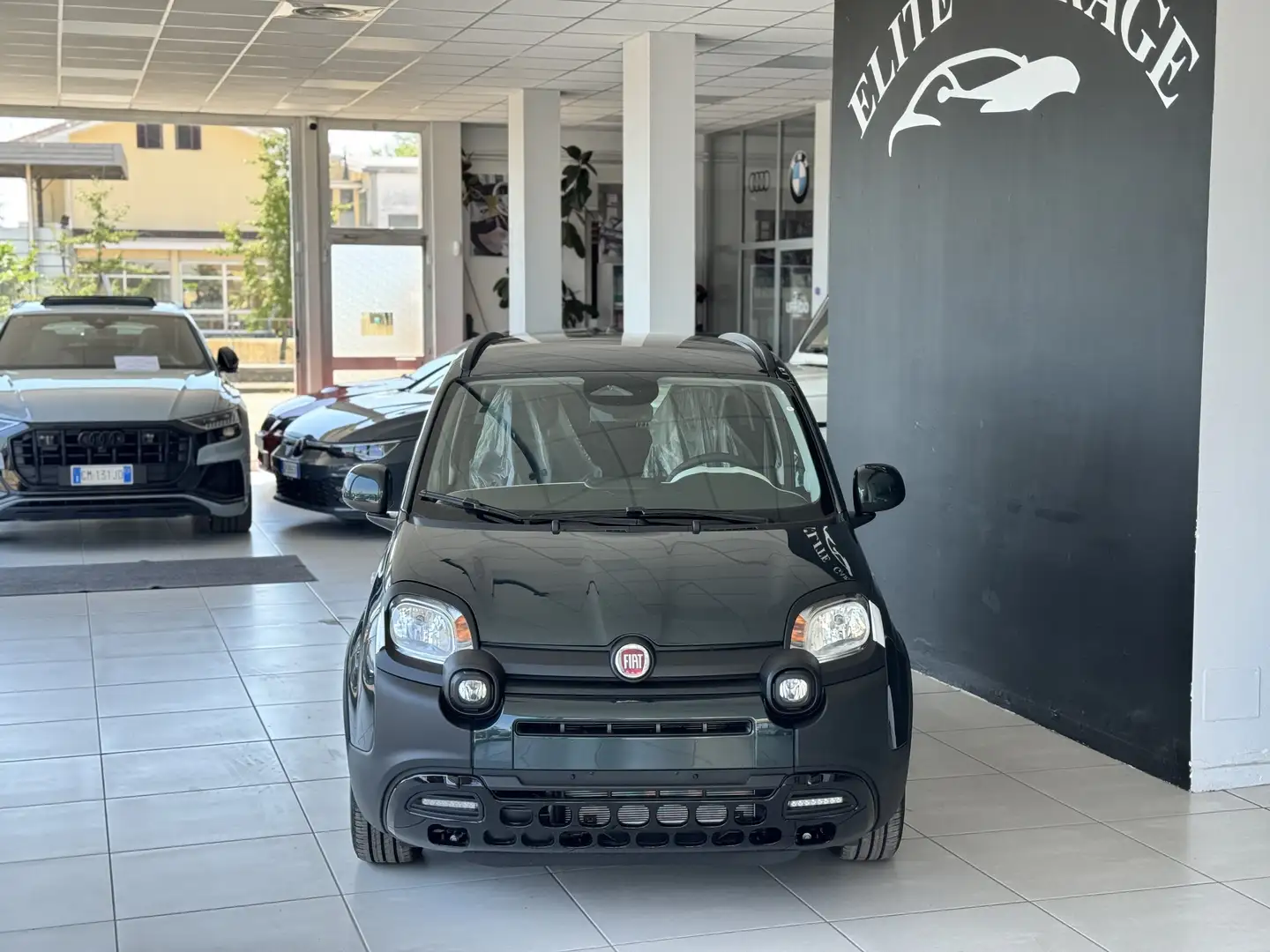 Fiat Panda 1.0 hybrid City Cross  Prezzo reale Pronta consegn Verde - 2