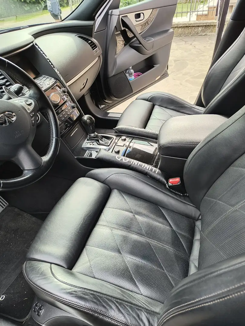 Infiniti FX 3.0d V6 S Premium awd auto - 2