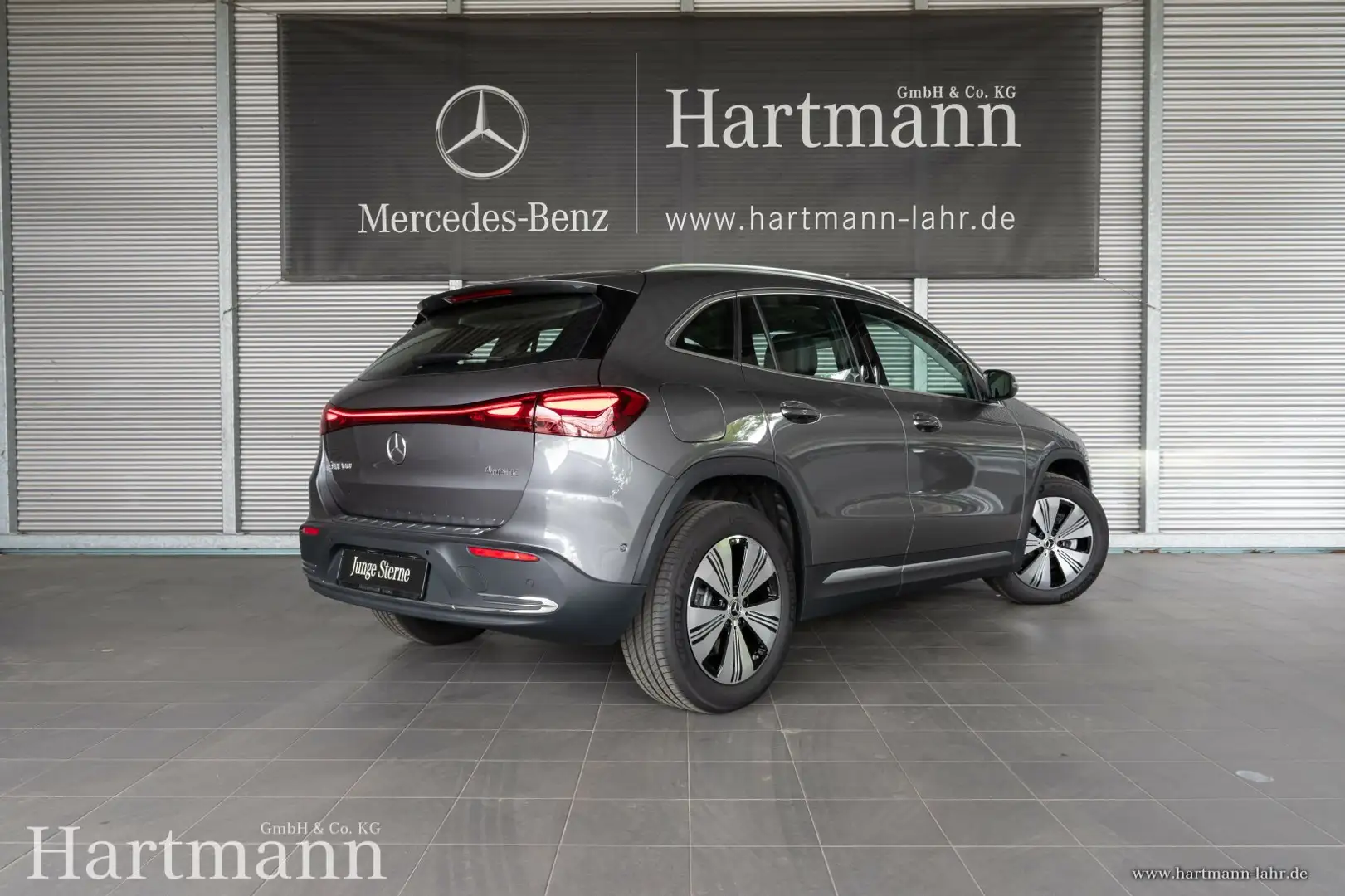Mercedes-Benz EQA 300 EQA 300 4M Progessive Advanced Fahrassistenz AHK Grijs - 2