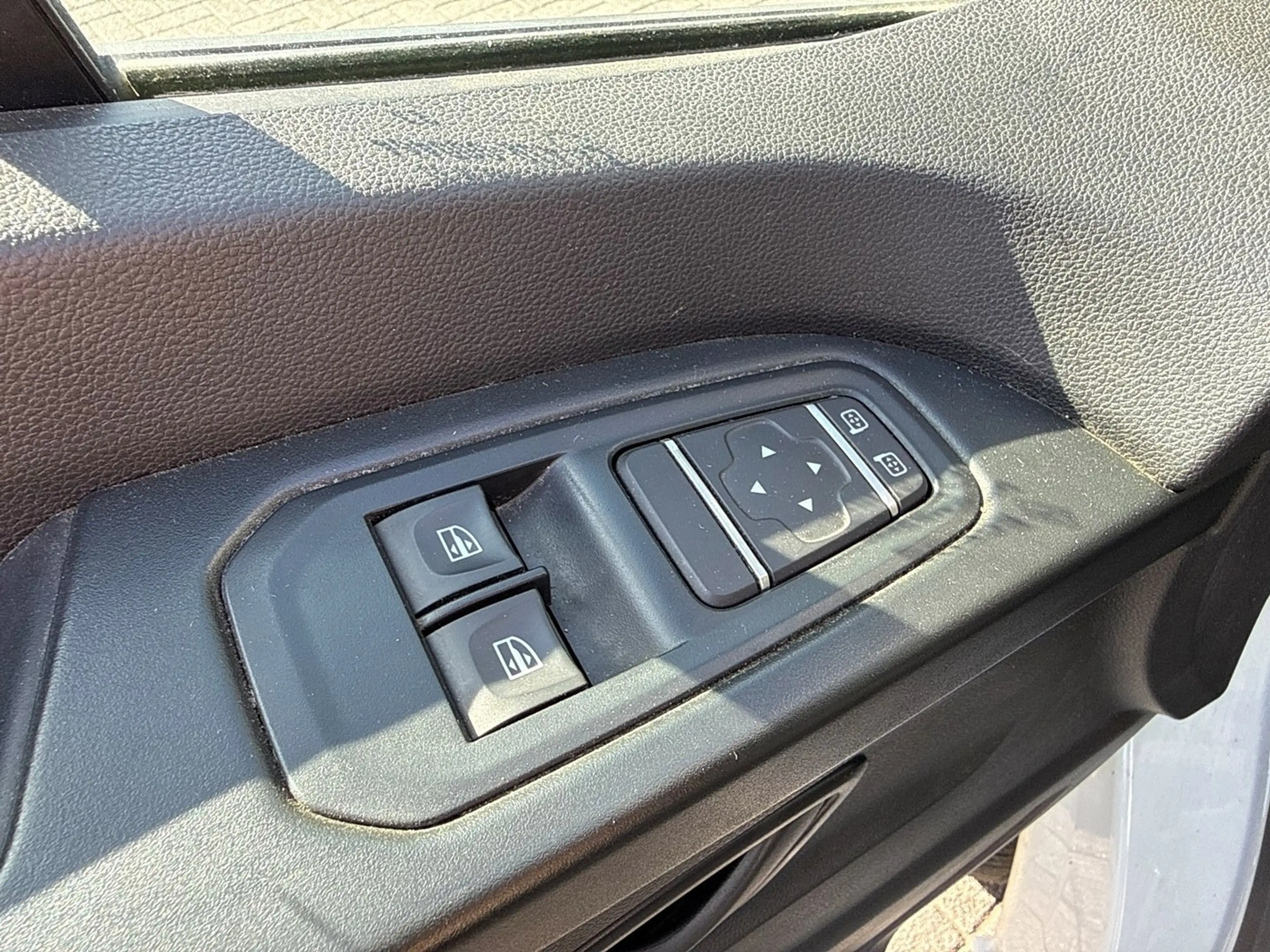 Renault Trafic 2.0 dCi 130 T30 L2H1 Work Edition | Camera | Navig — photo 12