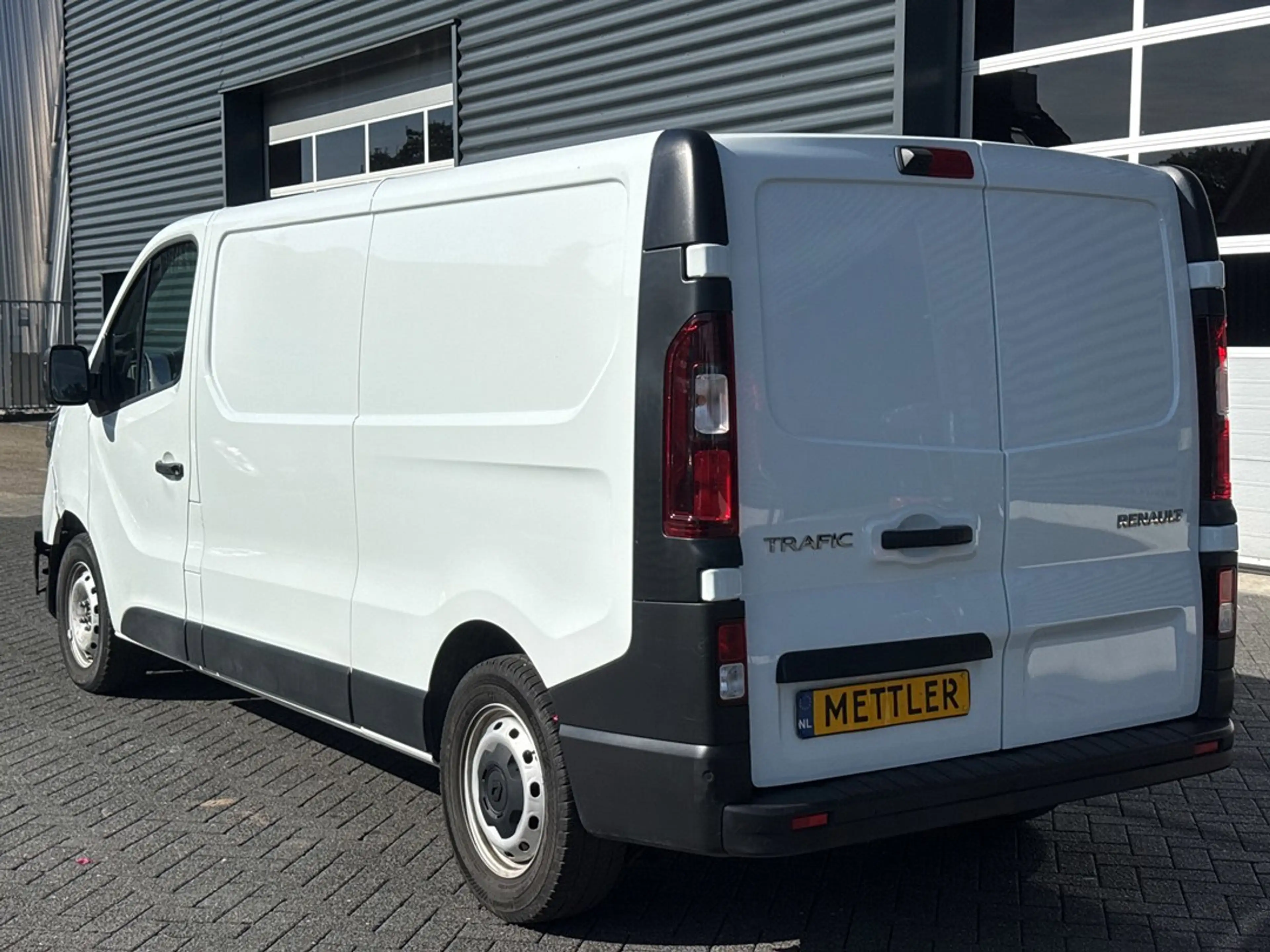 Renault Trafic 2.0 dCi 130 T30 L2H1 Work Edition | Camera | Navig — photo 3