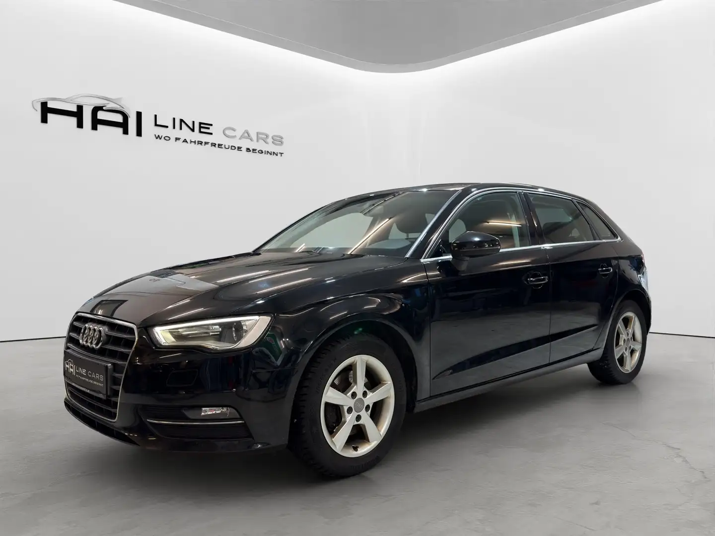 Audi A3 SB 1,6 TDI Ambiente | Xenon | PDC | Service neu | Schwarz - 1