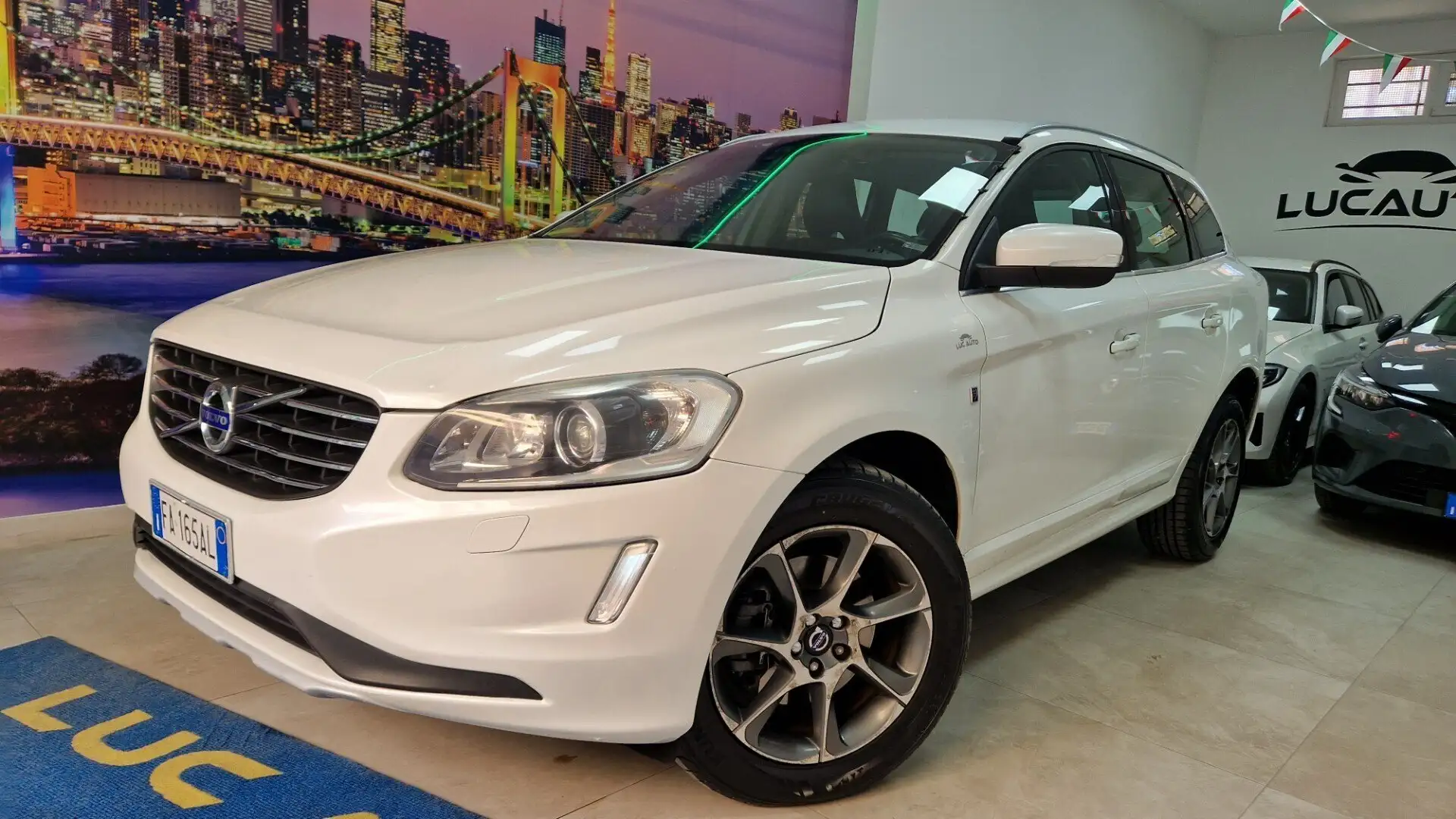 Volvo XC60 XC60 I 2014 2.4 d4 Ocean Race awd 181cv geartronic Blanc - 2