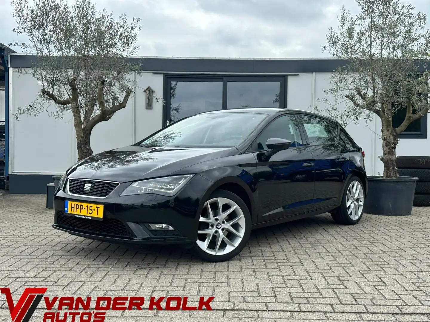 SEAT Leon 1.2 TSI Style Navi Cruise Climate Zwart - 1