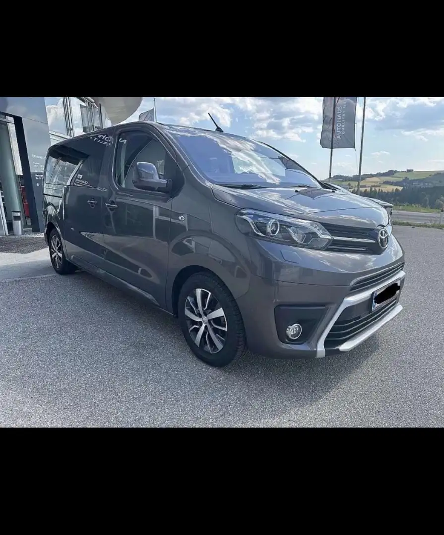 Toyota Proace Verso 2,0 D-4D 180 Medium Family Aut. - 2