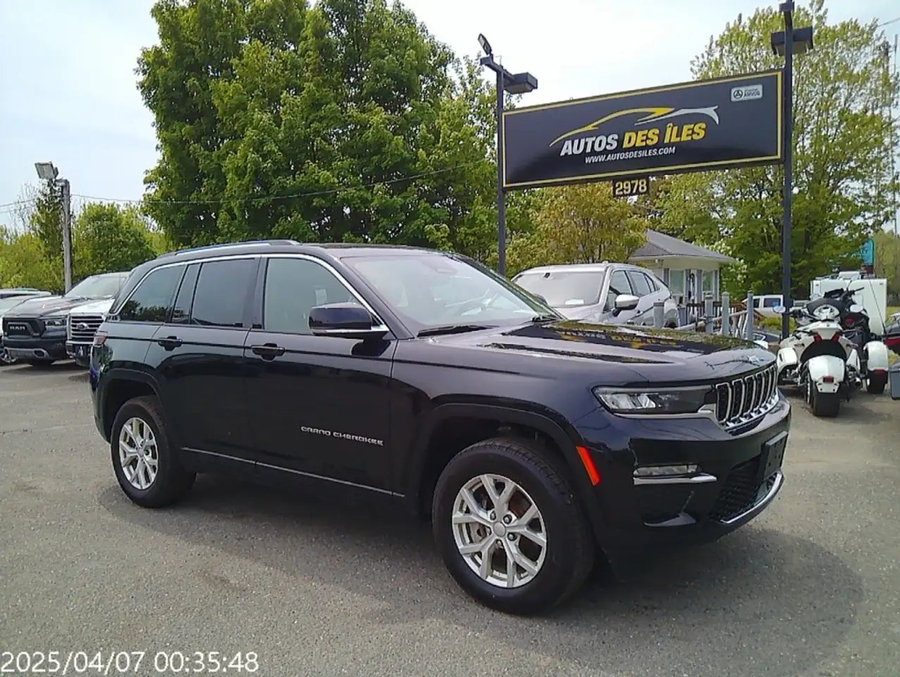 Jeep Grand Cherokee снимка Jeep Grand Cherokee