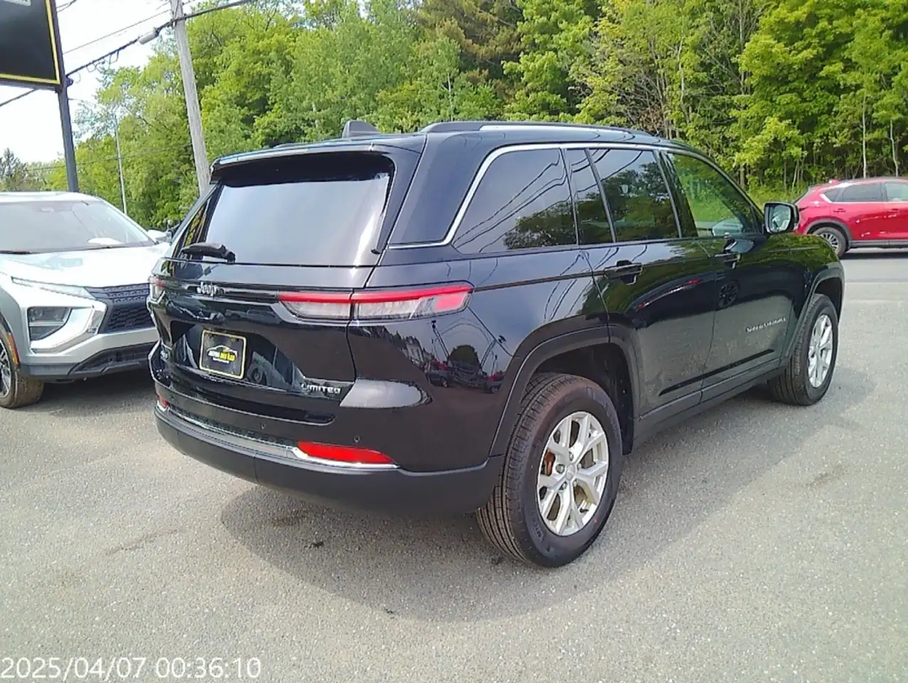 Jeep Grand Cherokee снимка Jeep Grand Cherokee