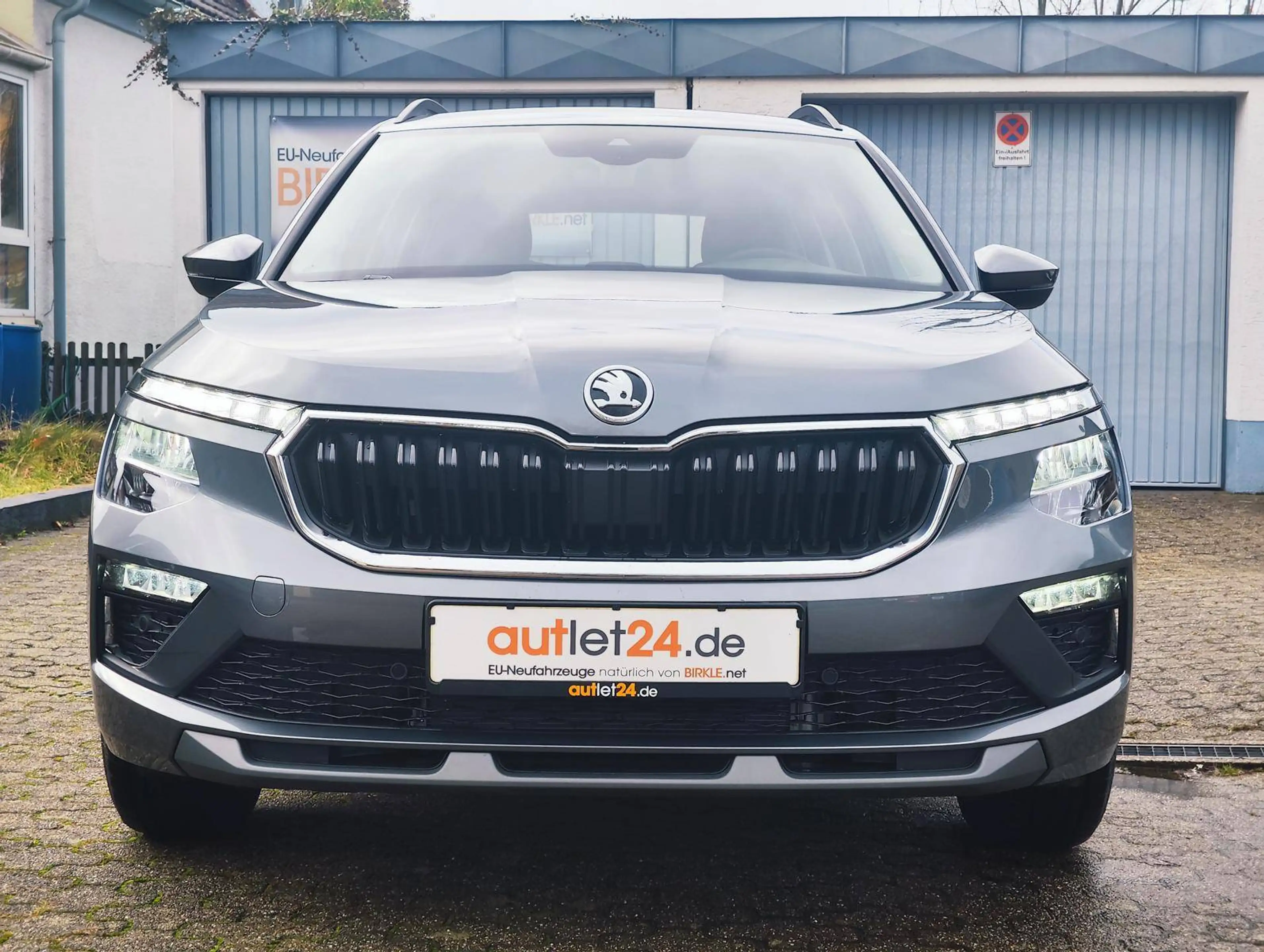 Skoda Kamiq Kamiq Selection 115PS AHK PDC v+h + Kamera Klima — photo 7