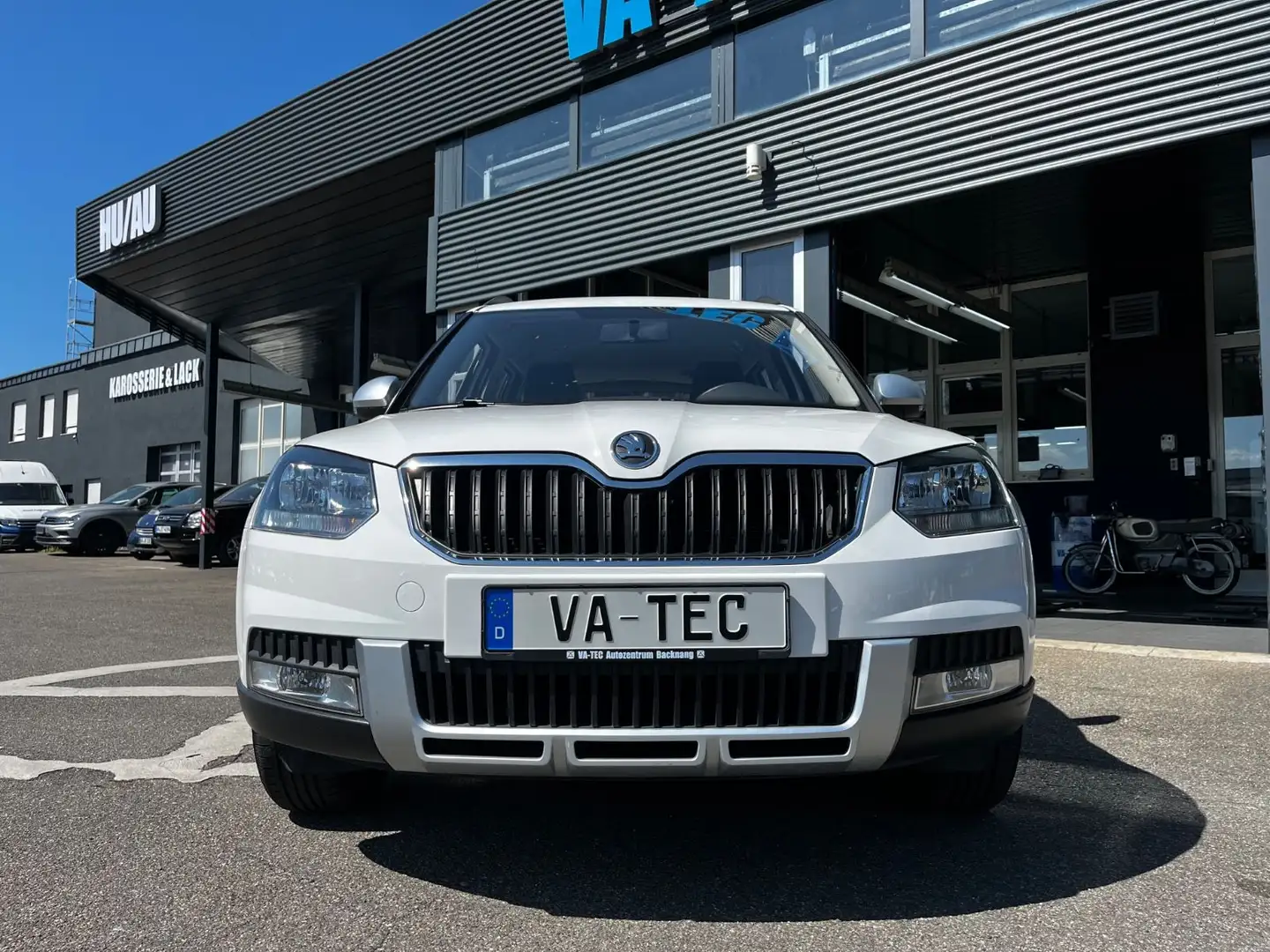 Skoda Yeti Active Outdoor 1,4 KLIMA/AHK Wit - 2