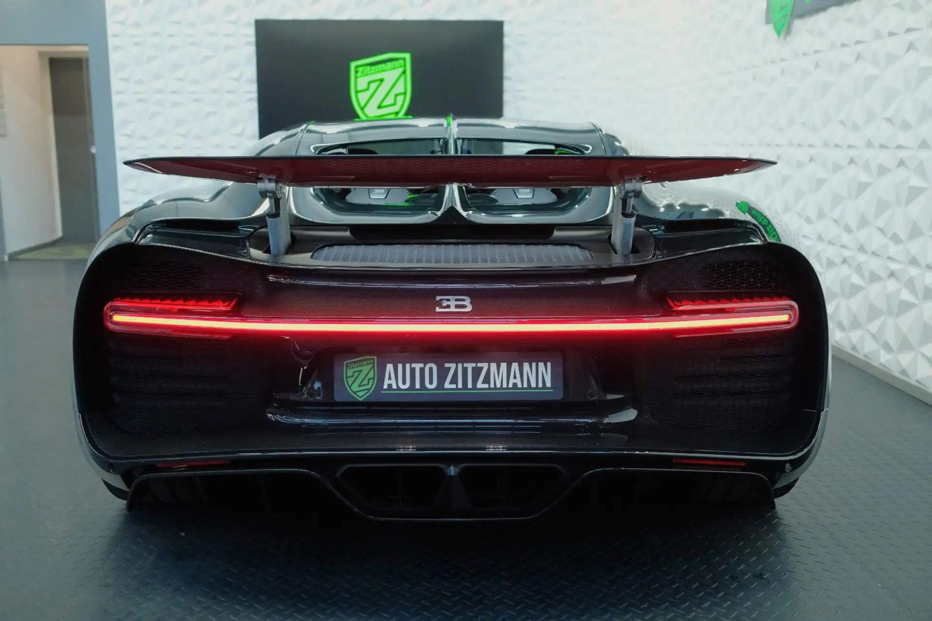 부가티 Chiron 2019 검정 사진 7