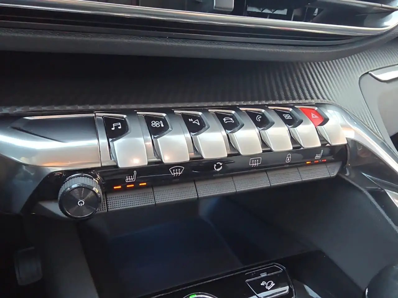 Peugeot 3008 Allure 1.2 PureTech Allwetter Navi Kamera 23