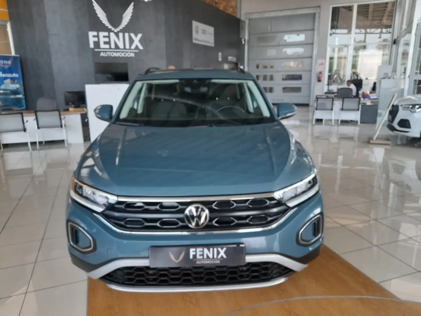Volkswagen T-Roc 1.0 TSI Life 81kW Bleu - 2