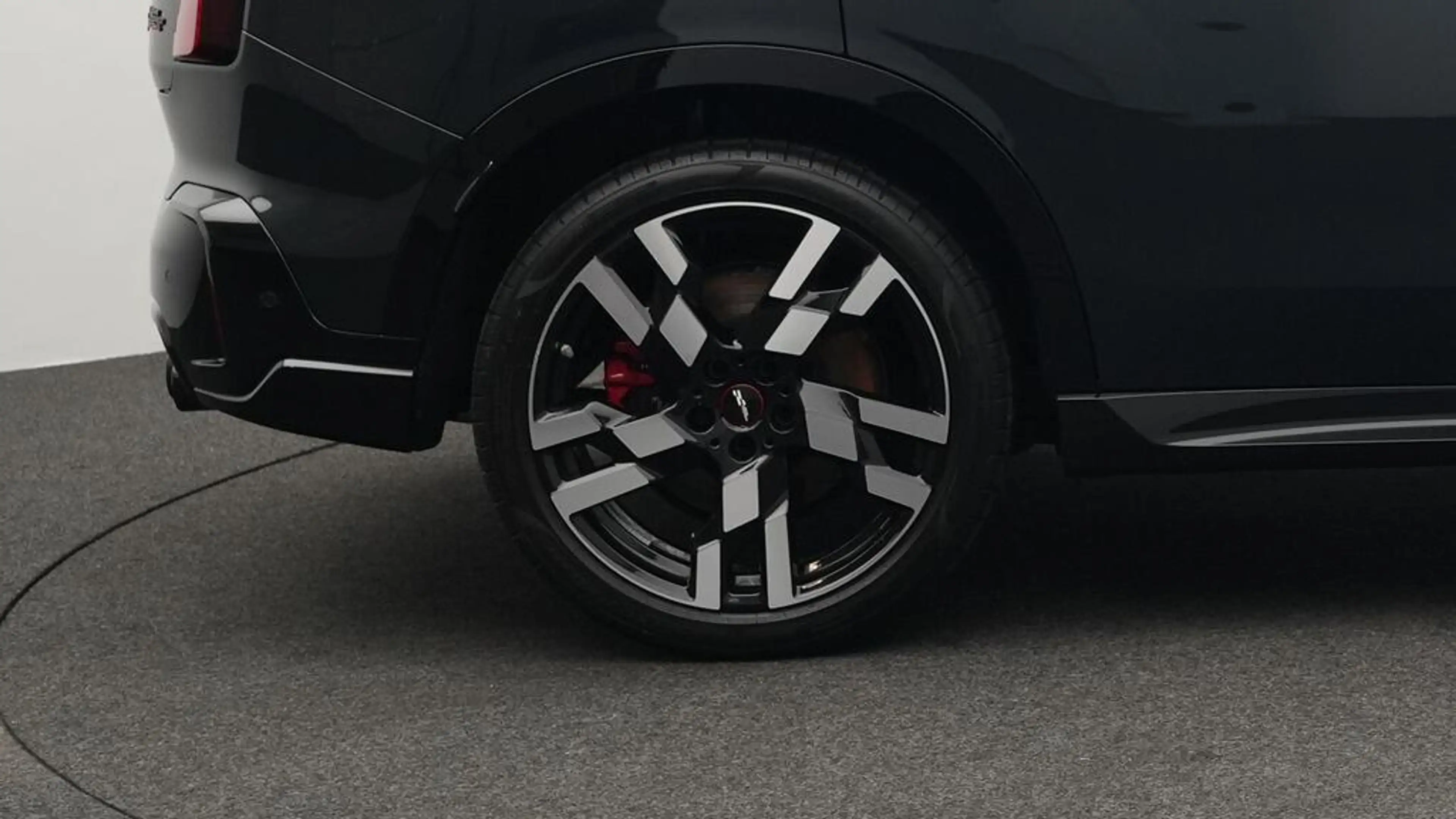 MINI JCW Countryman All4 John Cooper Works Trim — photo 13