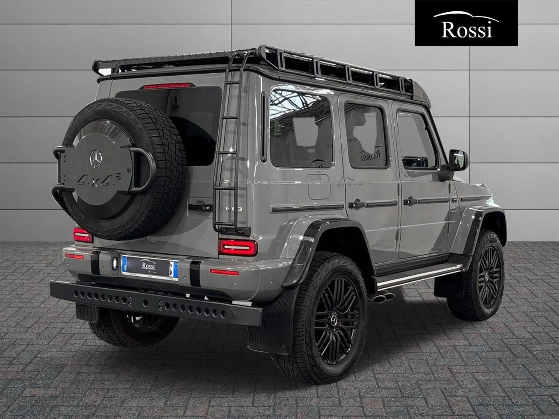 벤츠 G-Class 2023 회색 사진 2