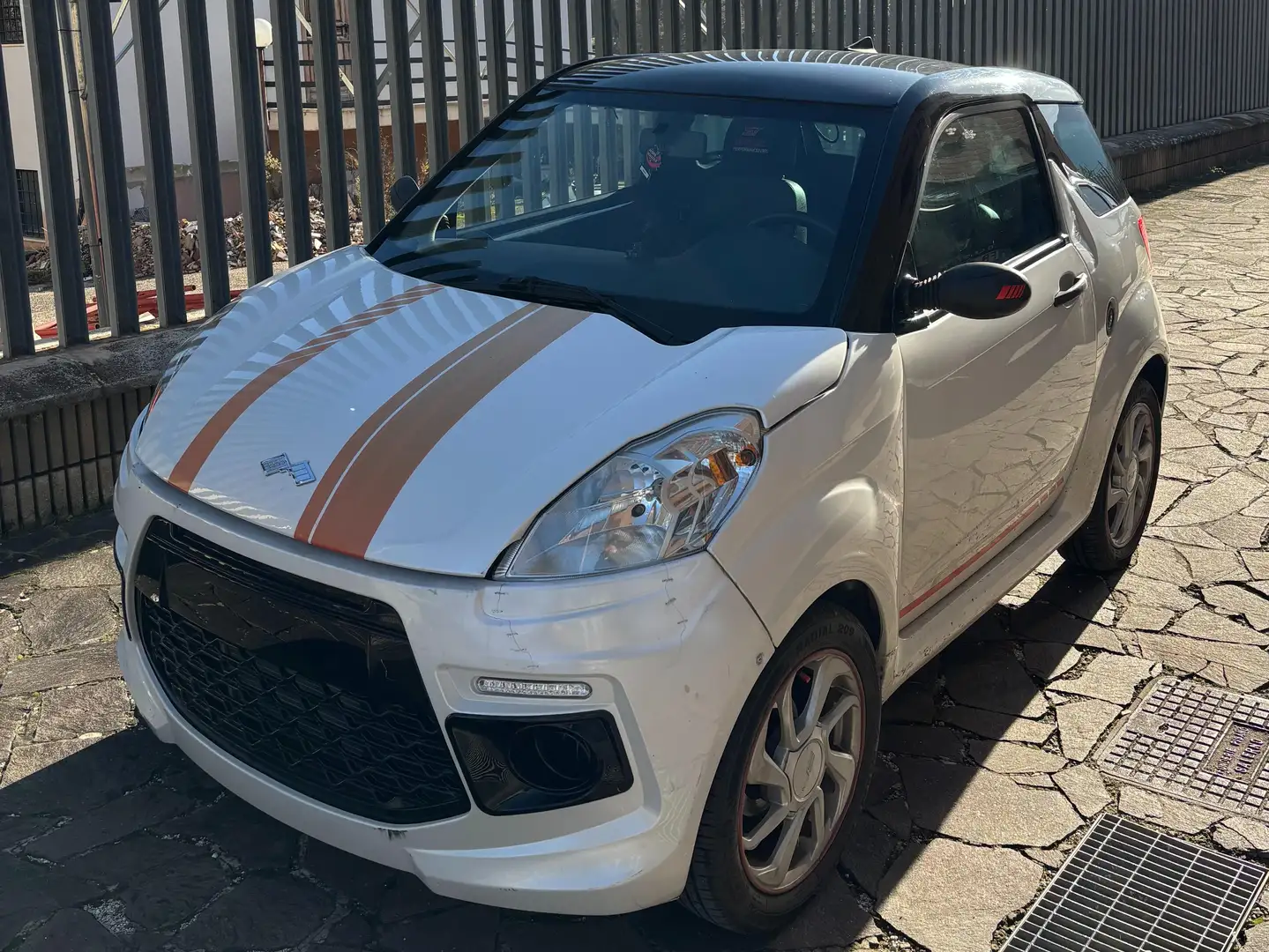 Ligier JS 50 Bianco - 1