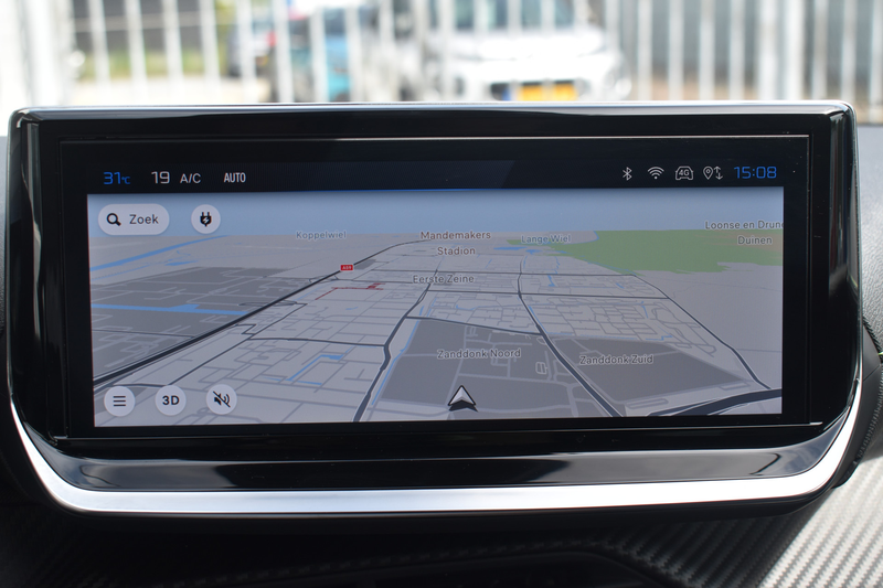 Peugeot e-2008 EV GT Avantage 54 kWh Airco | Navigatie | Keyless — photo 15
