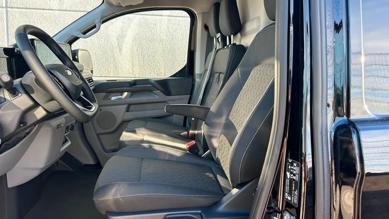 Ford Transit Custom Limited L2 Aut. 5J.Gar 70l+B&O+Wi 8