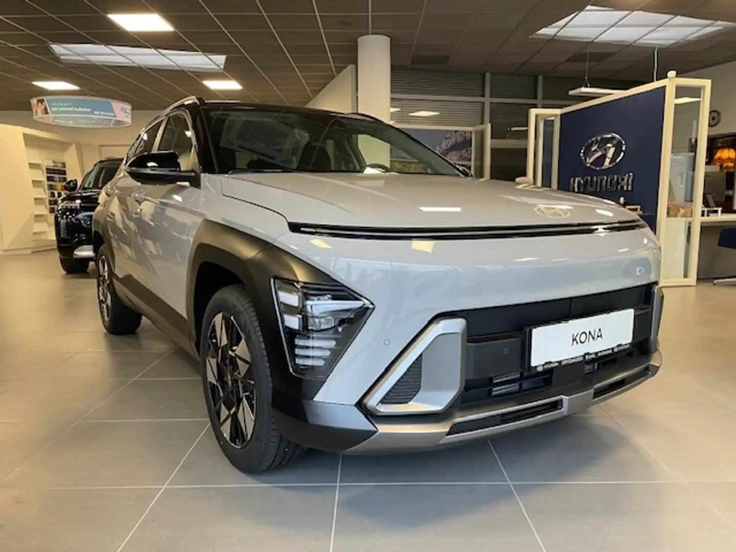 Hyundai KONA Kona 1,0 T-GDi 2WD Go Plus Grau - 1