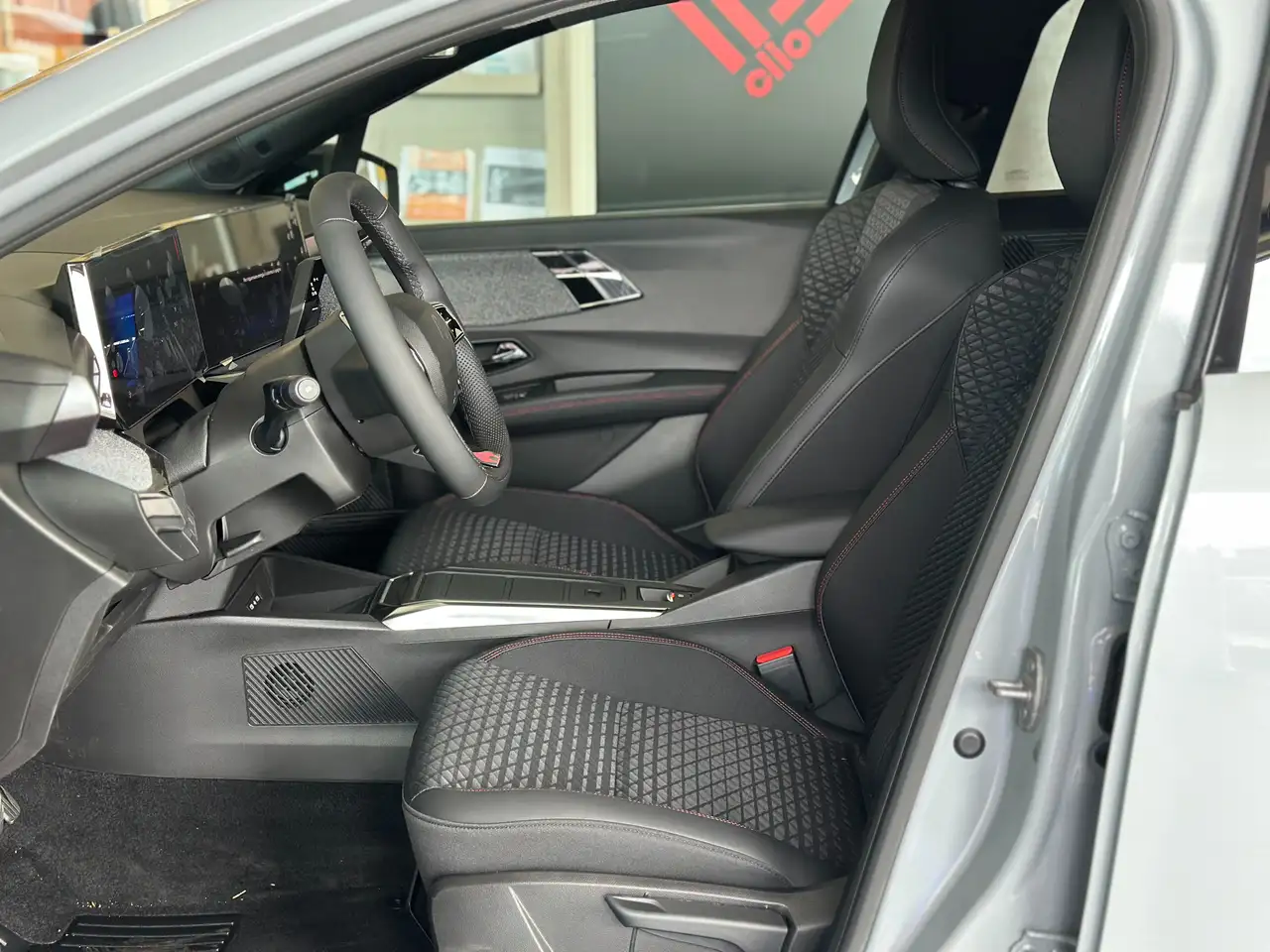 Renault Clio Clio VI 2026 1.8 full hybrid E-Tech Techno 160cv auto 7