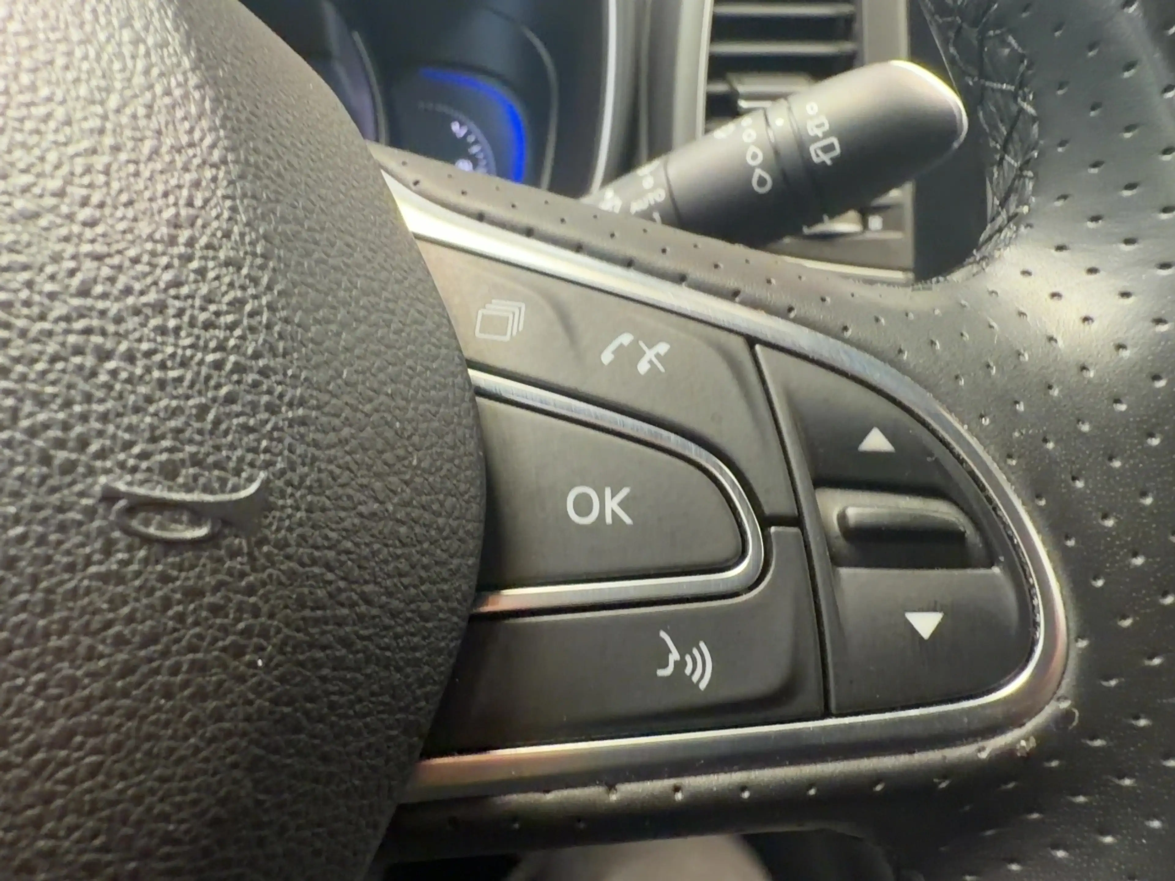 Renault Koleos 1.3 TCe 160 Initiale Paris — photo 13