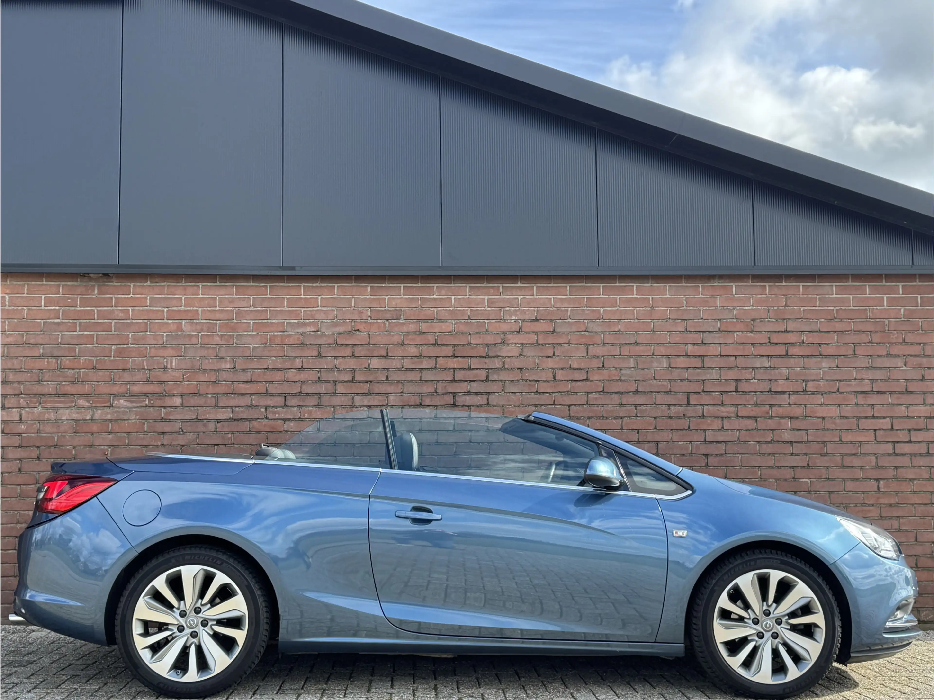 Opel Cascada 1.6 TURBO COSMO | NL-AUTO! | LEDER! | NAVI! — photo 7