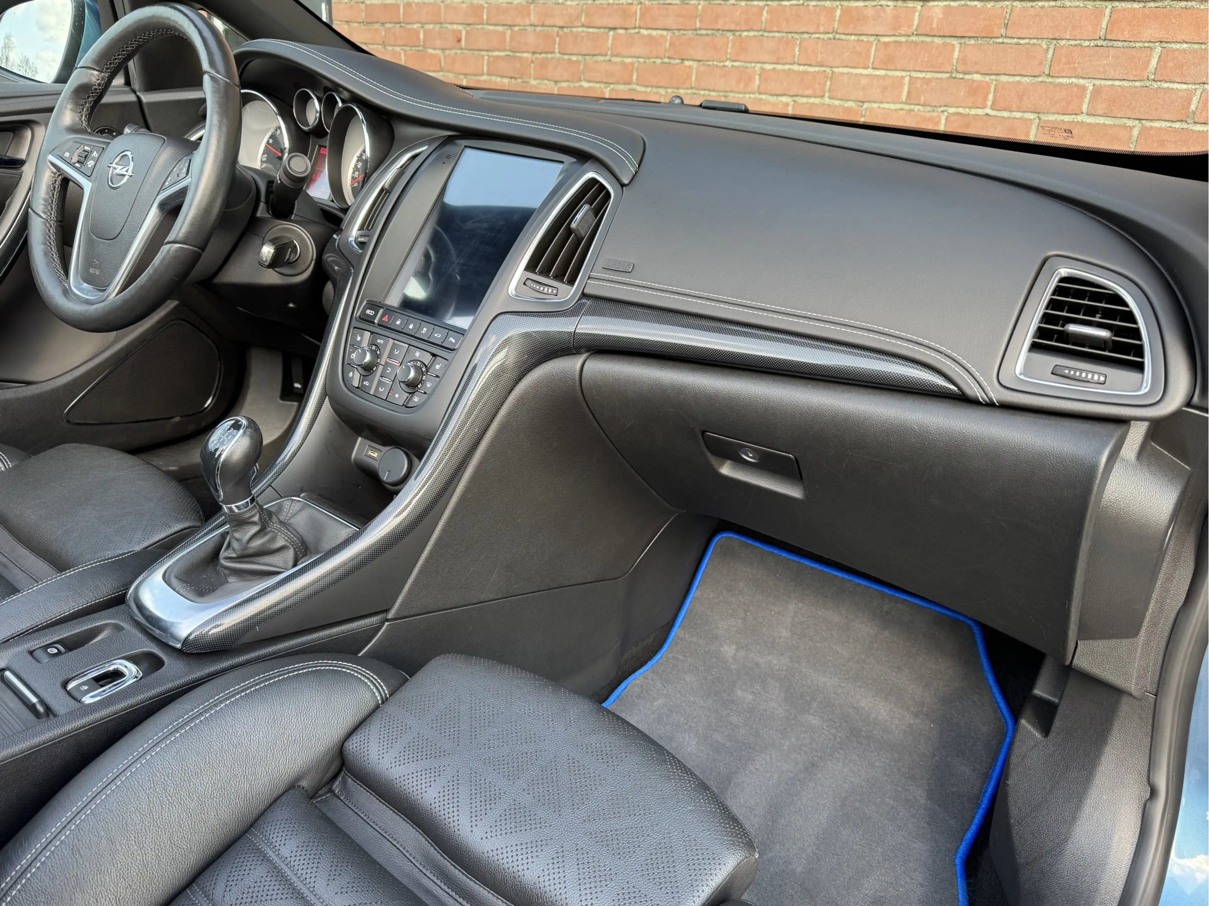 Opel Cascada 1.6 TURBO COSMO | NL-AUTO! | LEDER! | NAVI! — photo 11