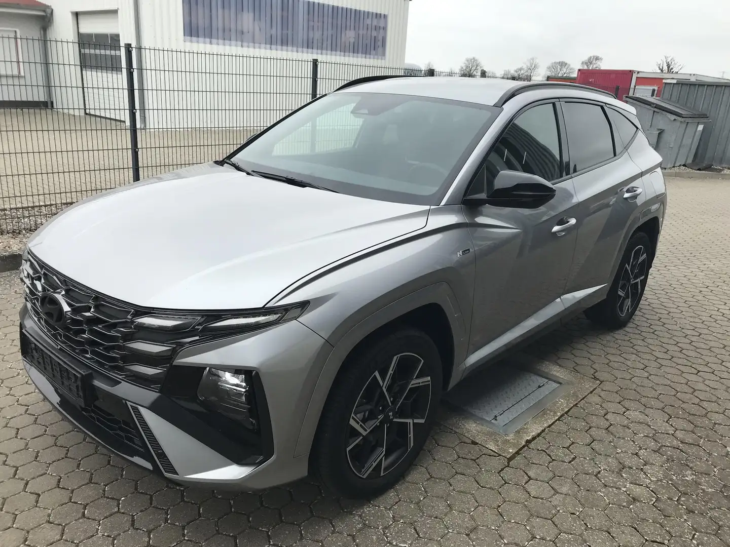 Hyundai TUCSON 1.6 T-GDI N Line Mild-Hybrid 2WD 158 kW (215 PS... Silber - 1