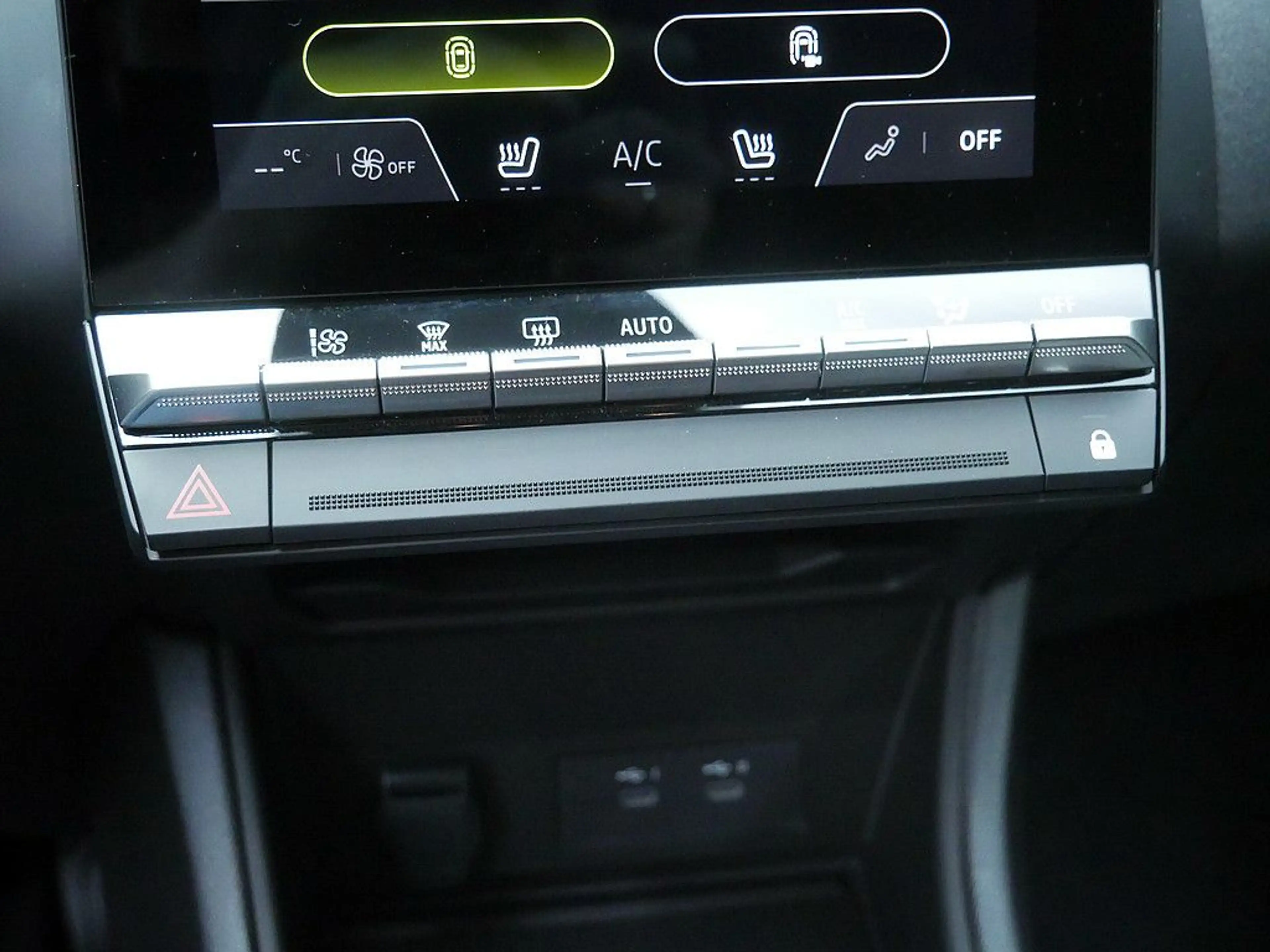 Mitsubishi ASX 1.8 Diamant Plus Hybrid PDC SHZ KAMERA LED — photo 14