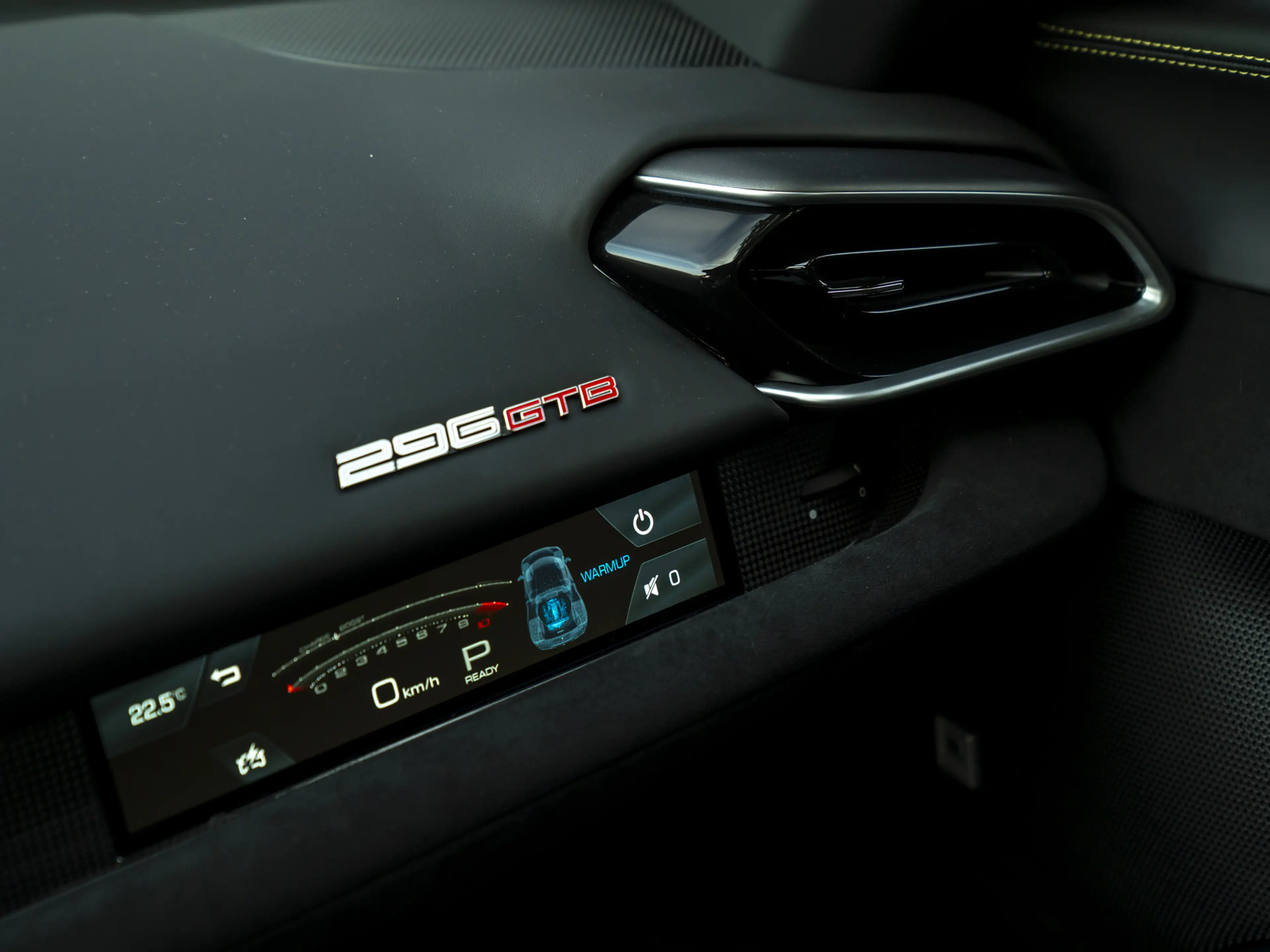 Ferrari 296 GTB 3.0 V6 | Giallo Triplo Strato | Racing Seats | War — photo 12