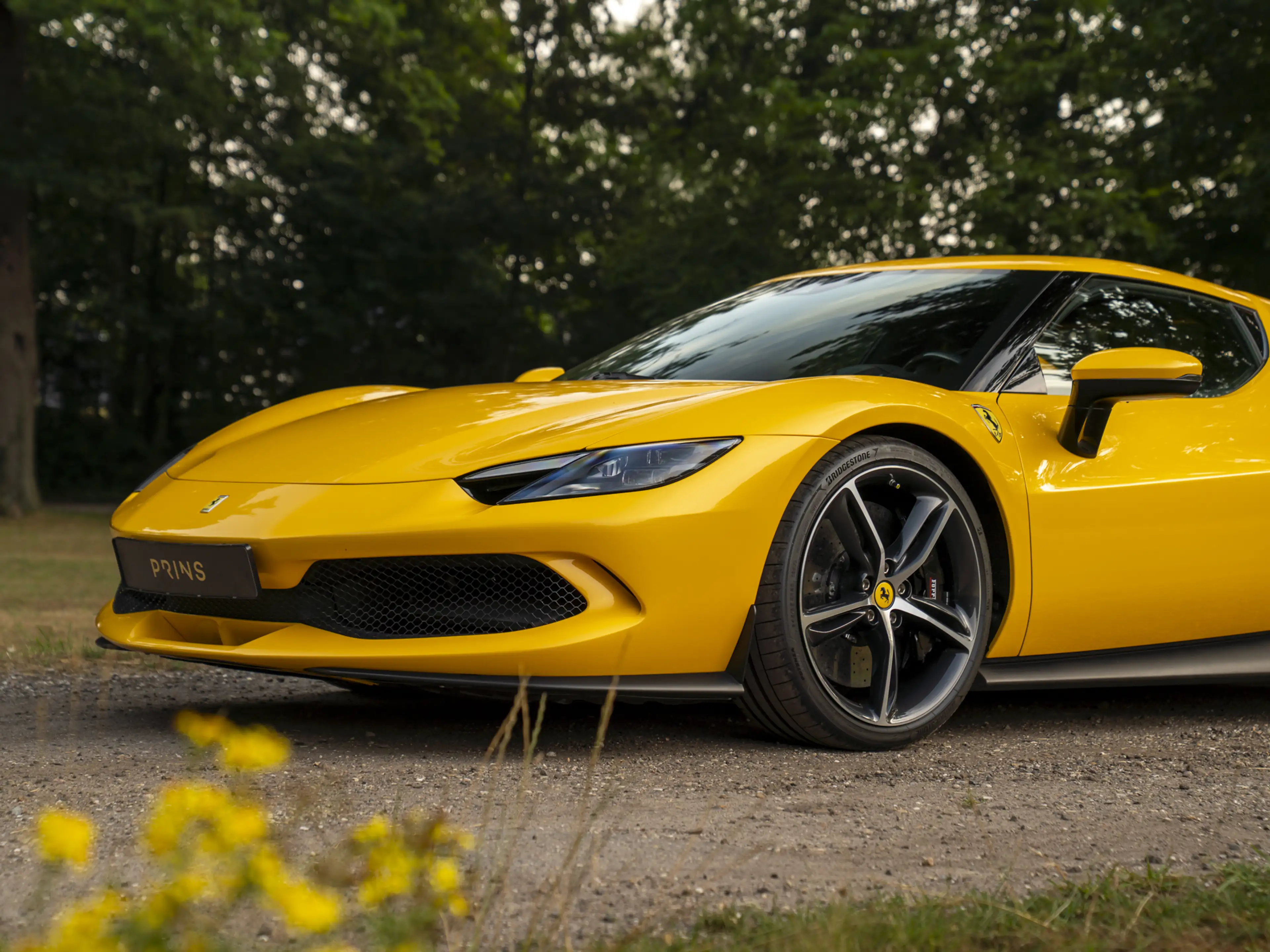Ferrari 296 GTB 3.0 V6 | Giallo Triplo Strato | Racing Seats | War — photo 13