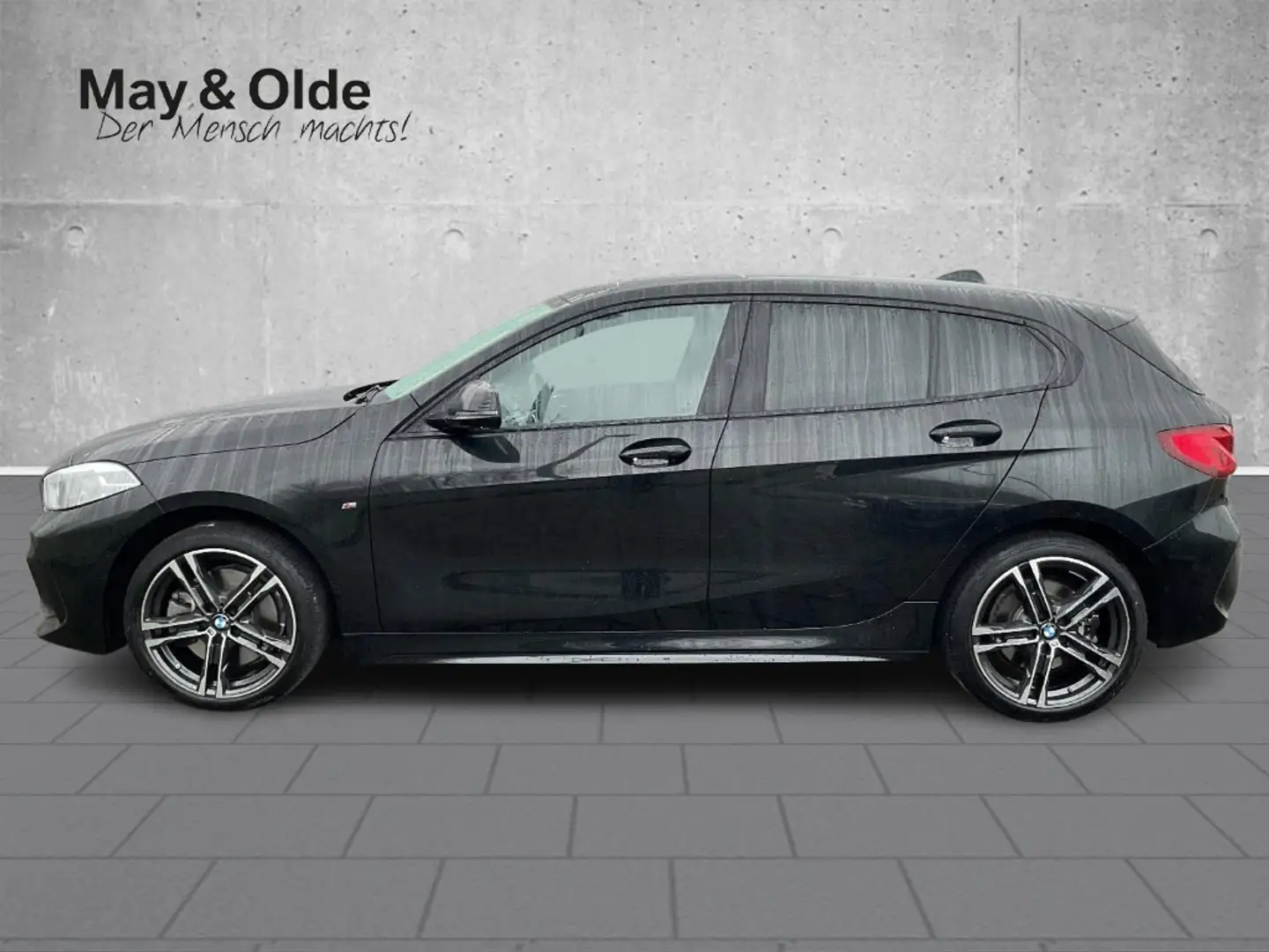 BMW 120 i M Sport Autom. Navi Adap.LED Pano AHK Hifi Schwarz - 2