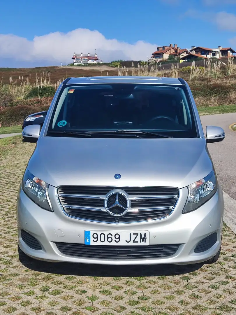 Mercedes-Benz V 200 V 200d Extralargo Avantgarde 7G-Tronic Avantgarde Grey - 1