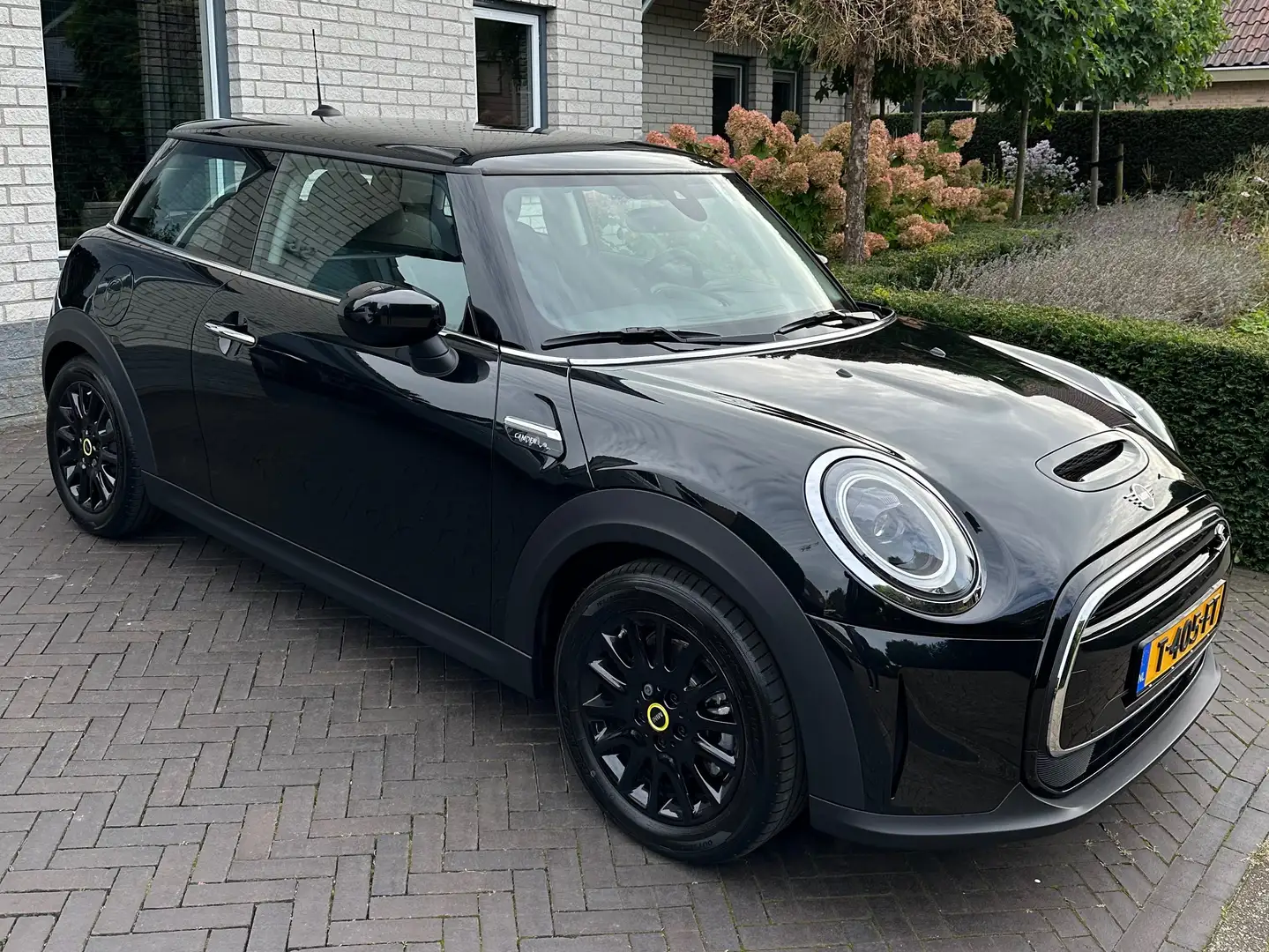 MINI Cooper SE Cooper SE Classic 33 kWh Zwart - 2