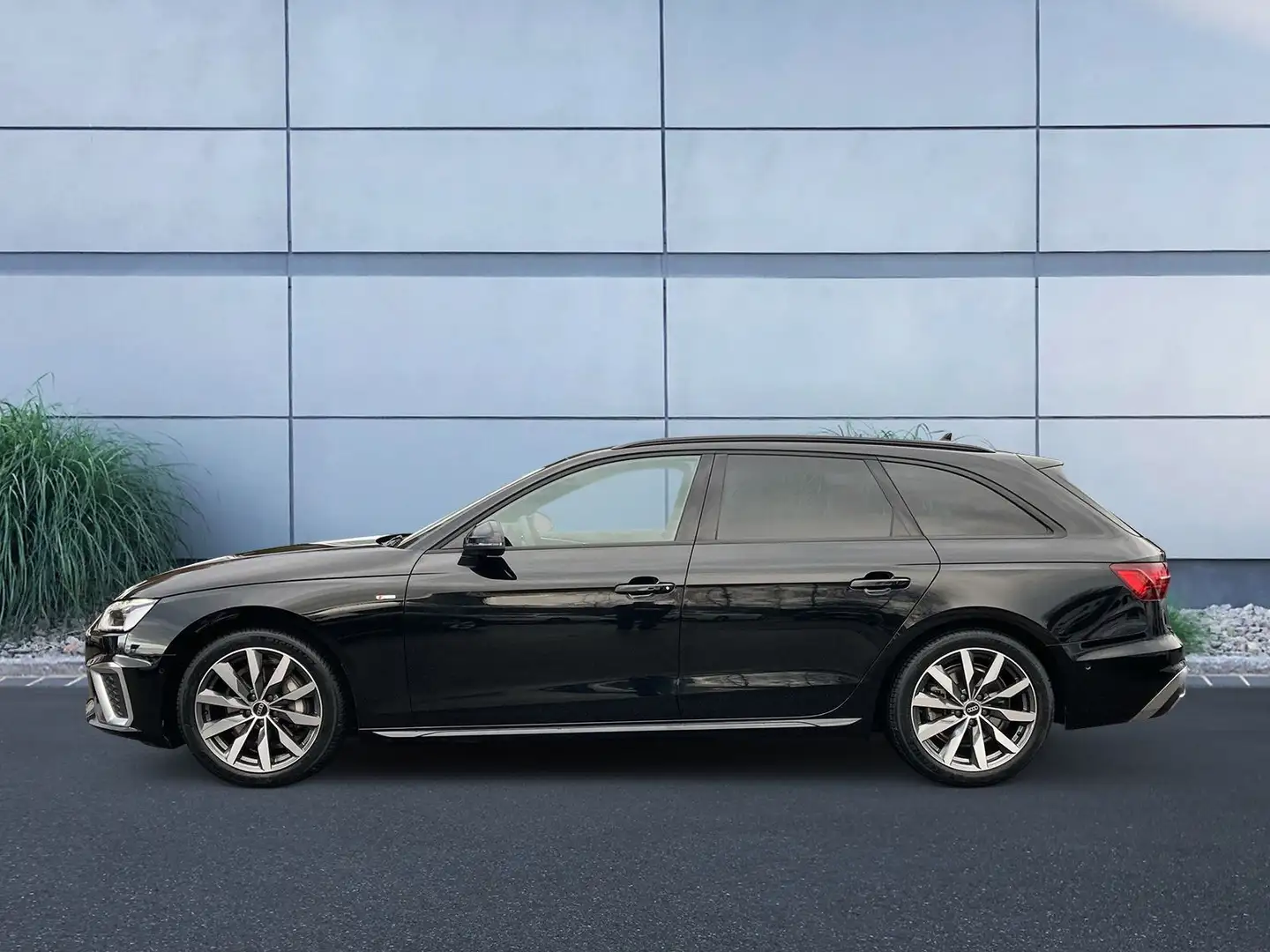Audi A4 S line 40 TFSI S tronic Fekete - 2