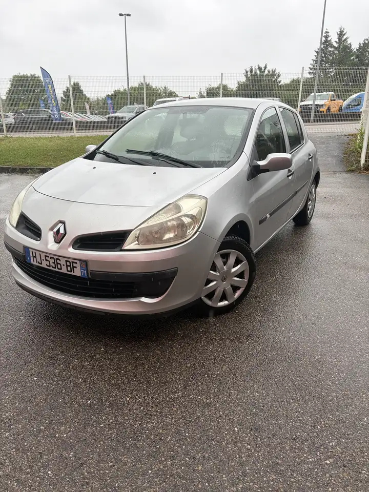 Renault Clio 1.5 dCi Authentique