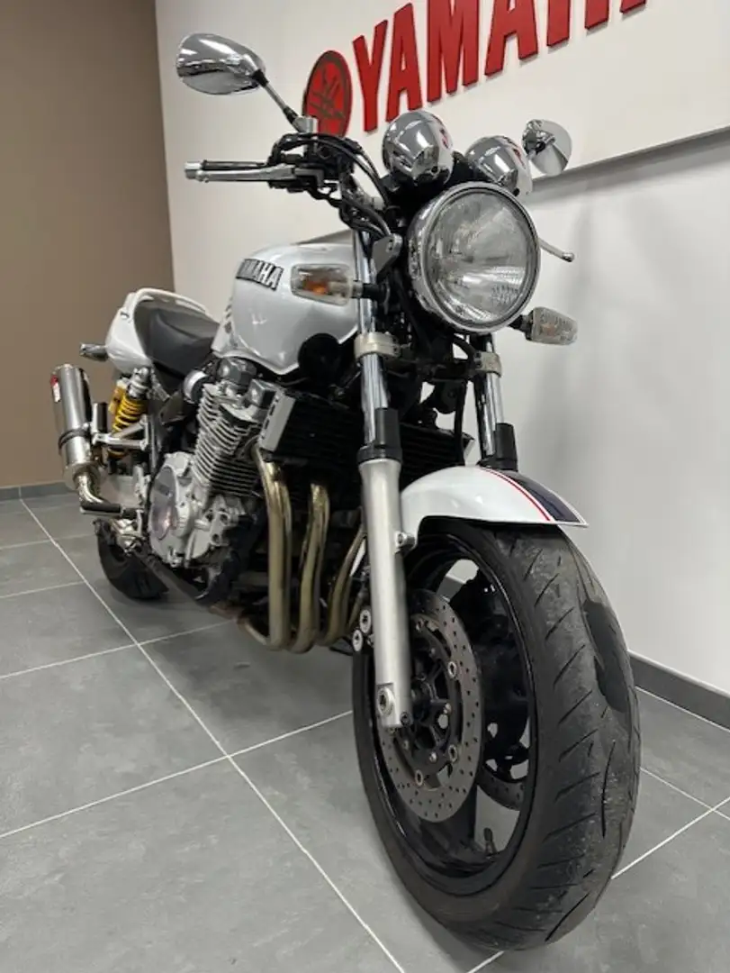 Yamaha XJR 1300 Blanco - 2