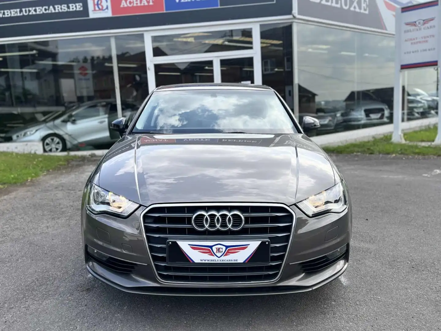 Audi A3 BERLINE 1.4 TFSI *ATT REM*NAVI*CUIR*PDC* Marrone - 2