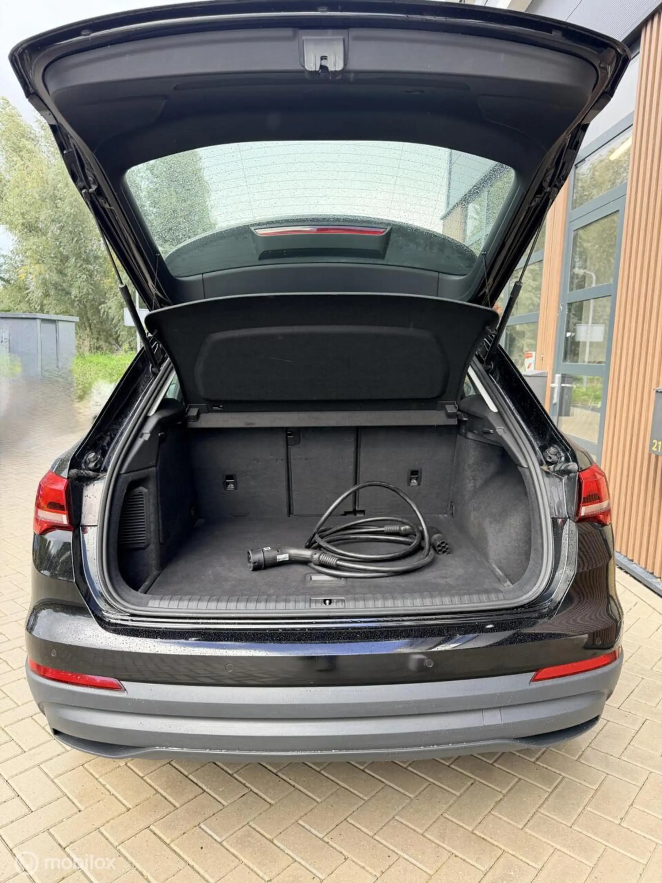 Audi Q3 45 TFSI e S edition DEALER/GARANTIE/BLACK EDITION — photo 8