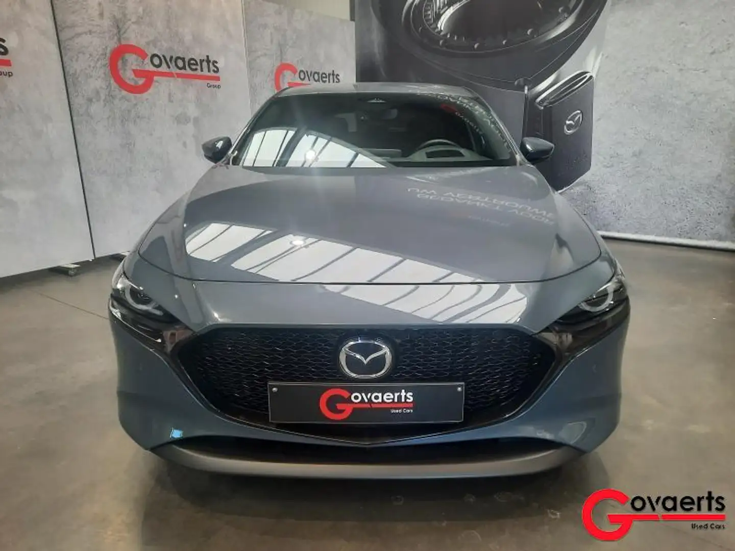 Mazda 3 2.0L e-Skyactiv G 122 hp 6MT Exclusive-line + DASO Grijs - 2