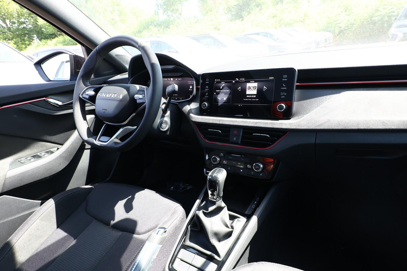 Skoda Scala Selection DSG Dynamic Pano ACC SideA Kam Kessy ... — photo 9