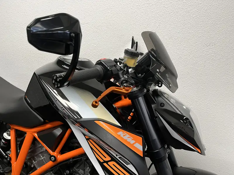KTM 1290 Super Duke R - foto 8