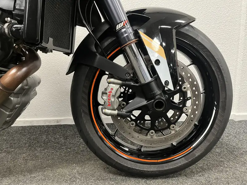 KTM 1290 Super Duke R - foto 5