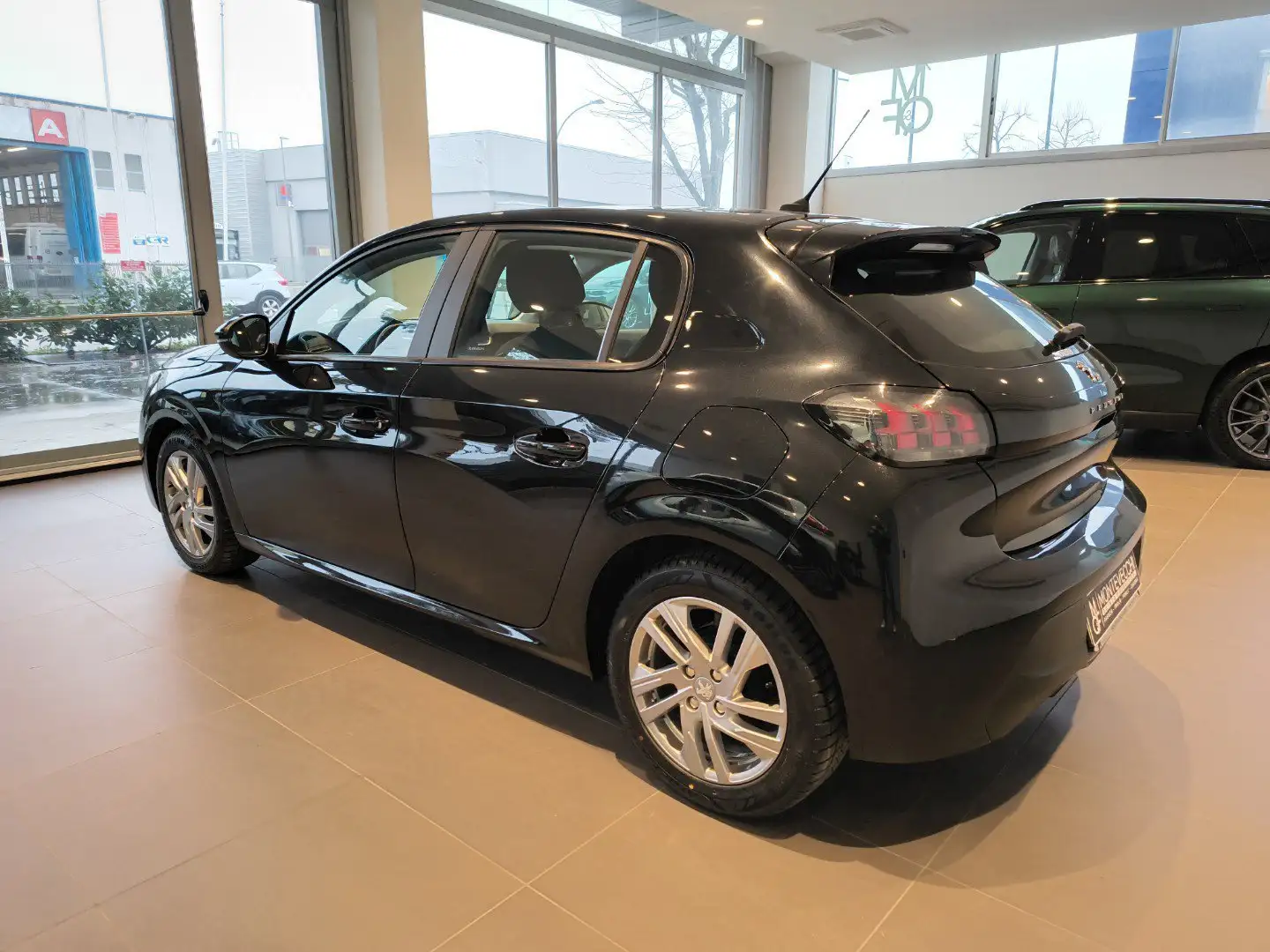 Peugeot 208 1.2 puretech Active 75cv Noir - 2