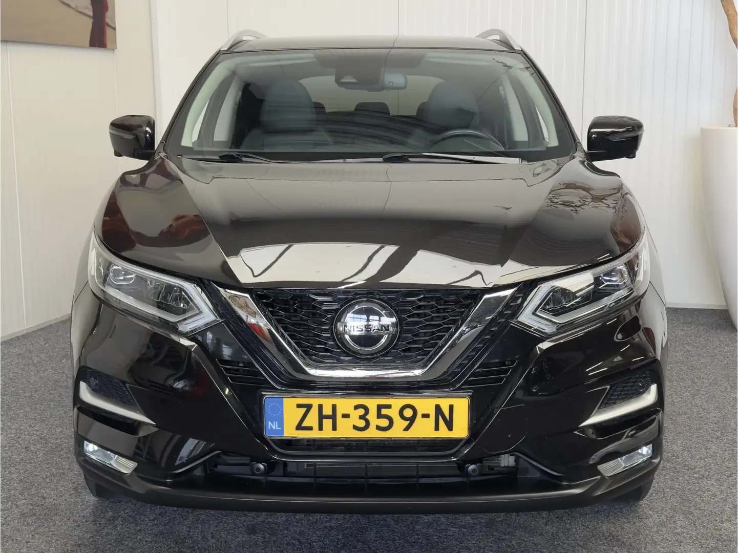 Nissan Qashqai 1.2 TEKNA NAVIGATIE CRUISE CONTROL CLIMATE CONTROL Zwart - 2