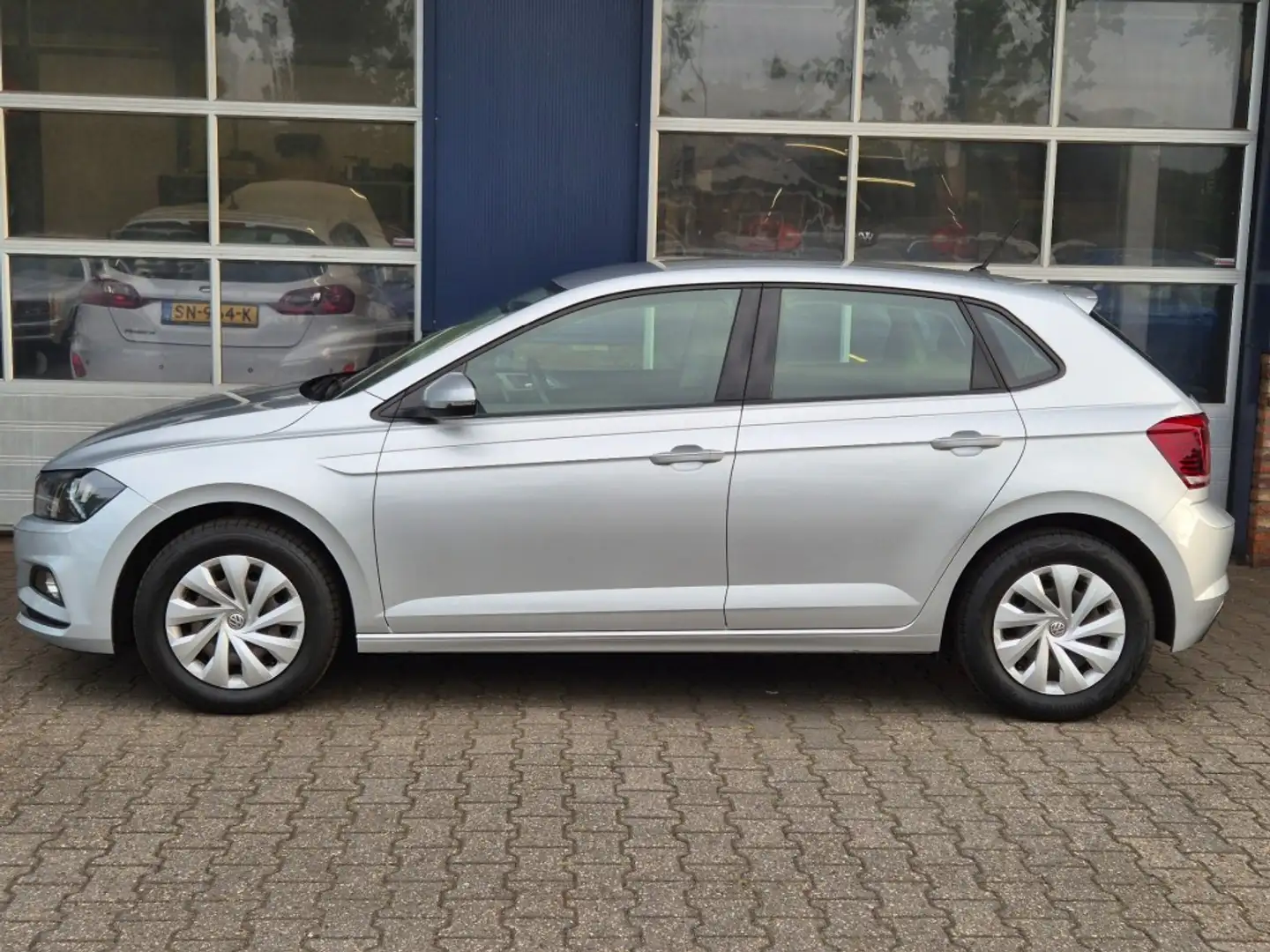 Volkswagen Polo 1.0 TSI COMFORTLINE Apple carplay/Android Auto ALL Grijs - 2