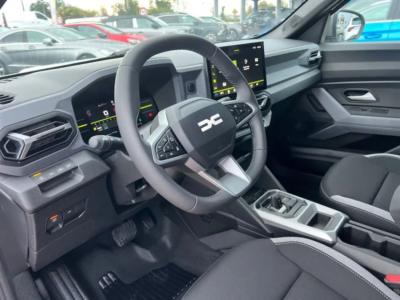 Dacia Duster — photo 13