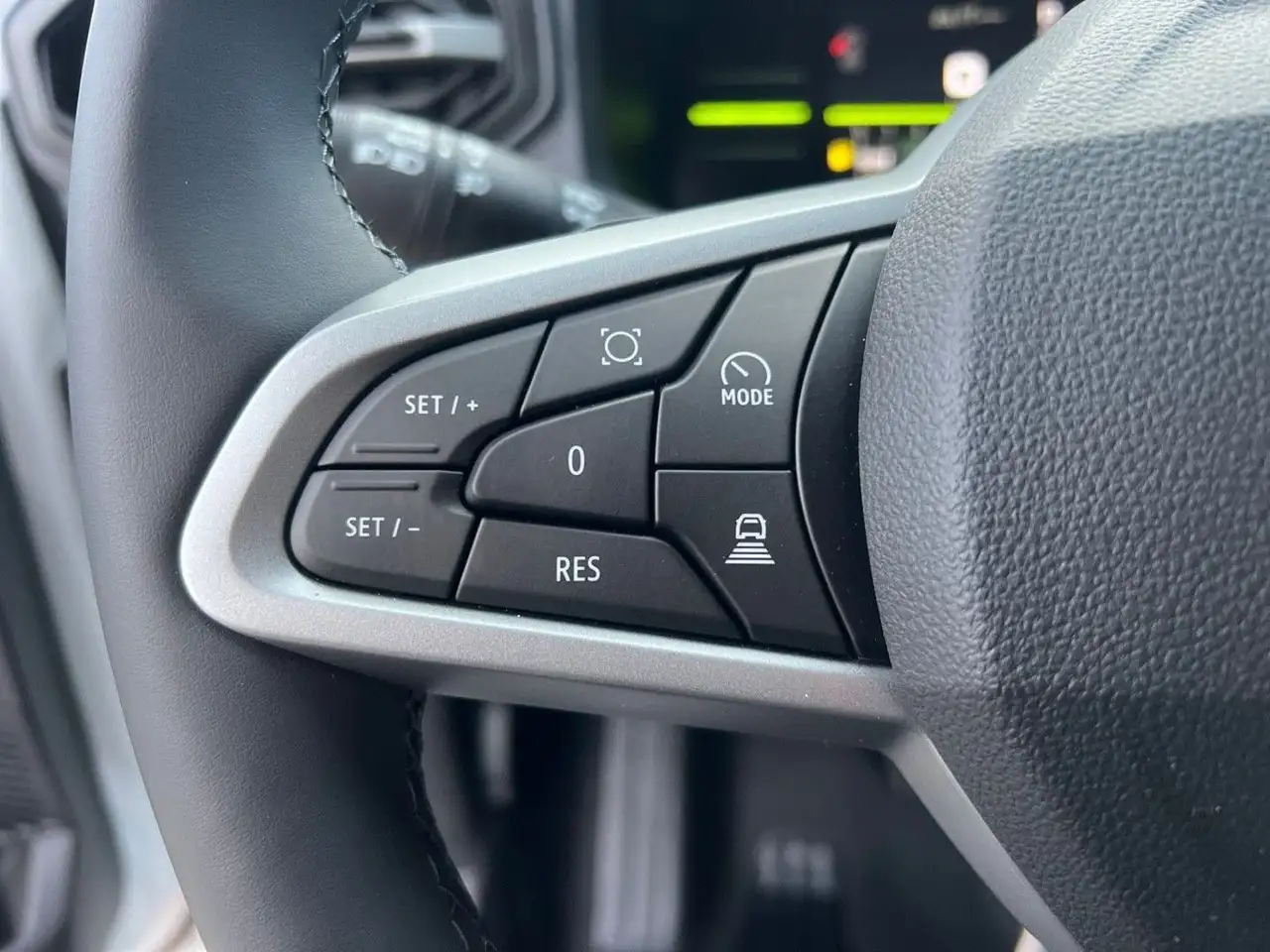 Dacia Duster — photo 29